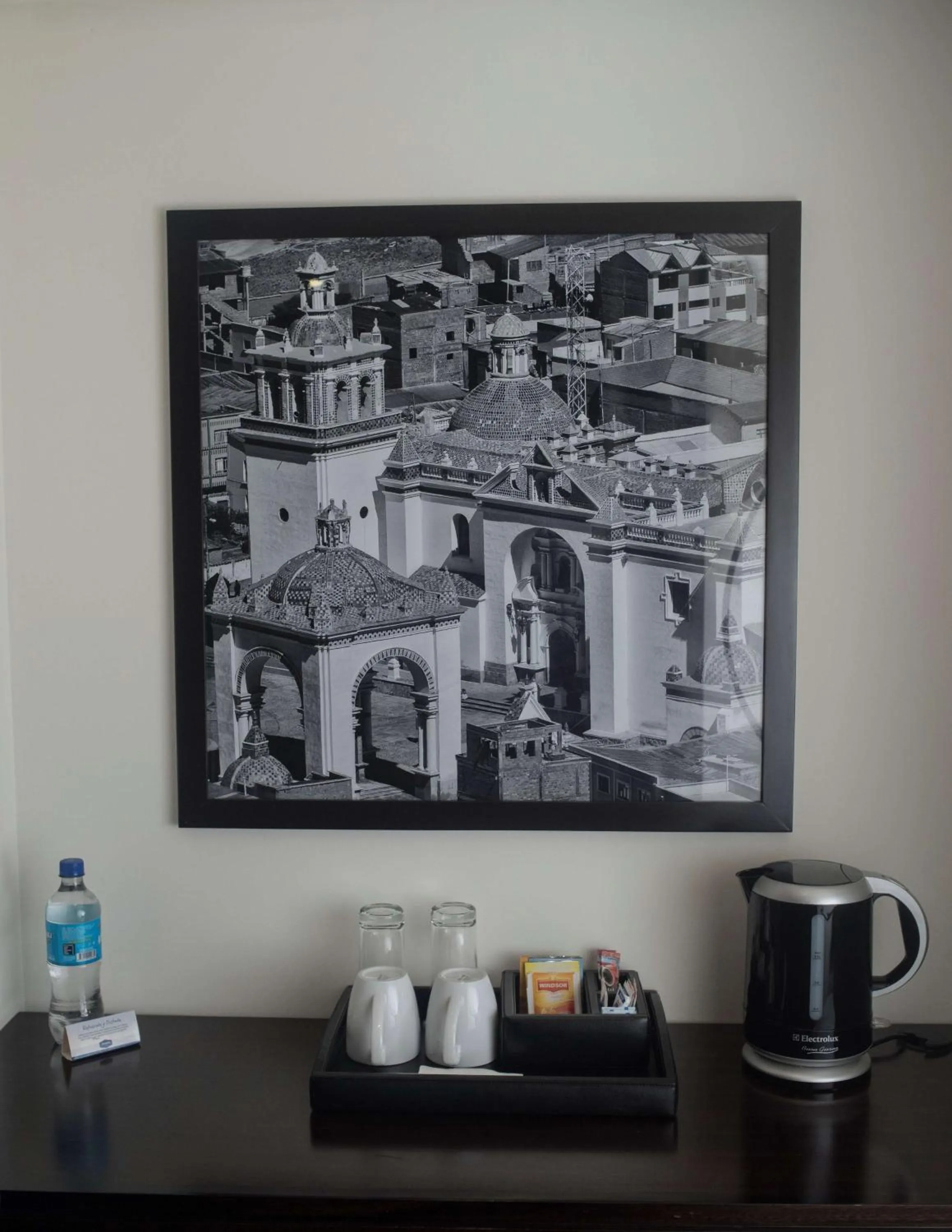 Kitchen or kitchenette in Hampton by Hilton Santa Cruz