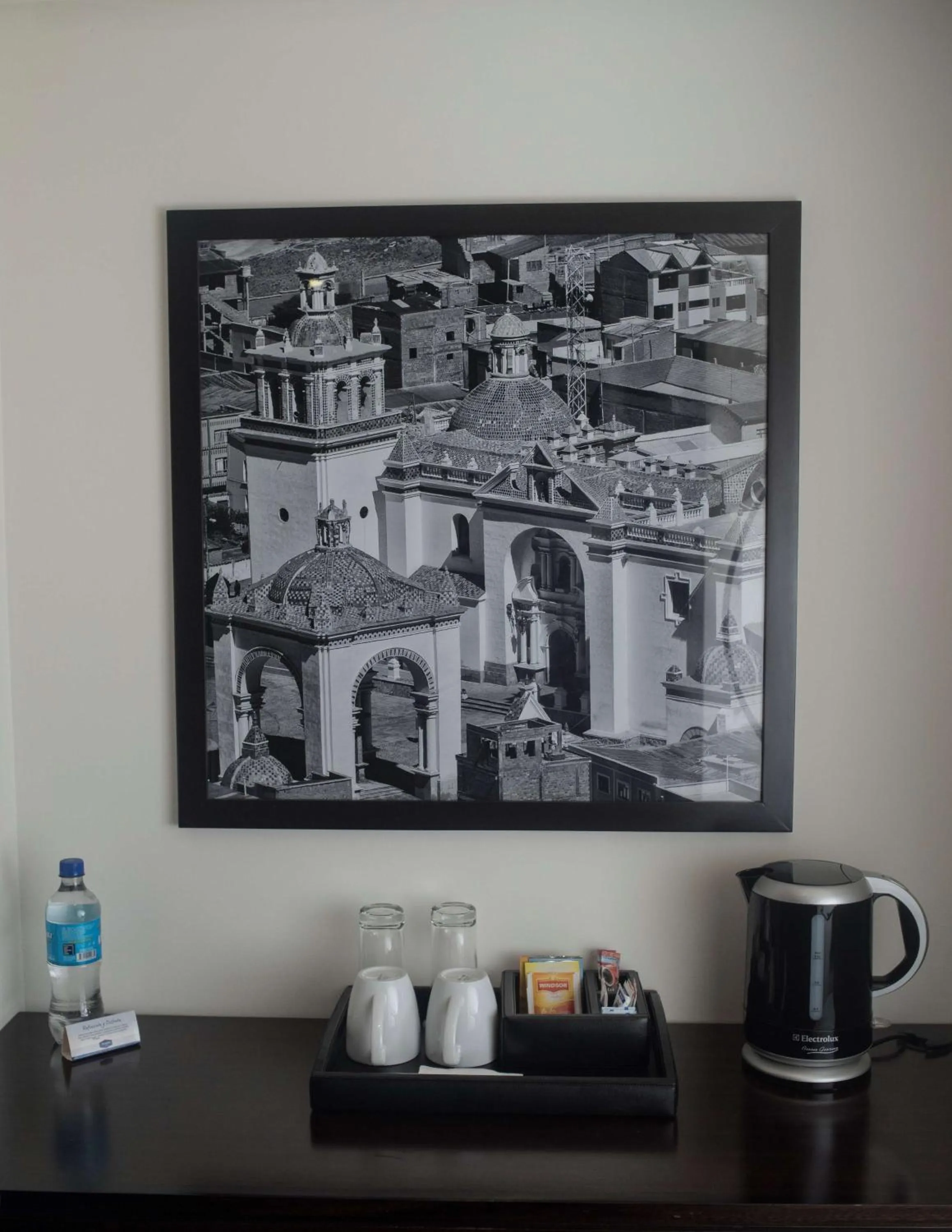 Kitchen or kitchenette in Hampton by Hilton Santa Cruz