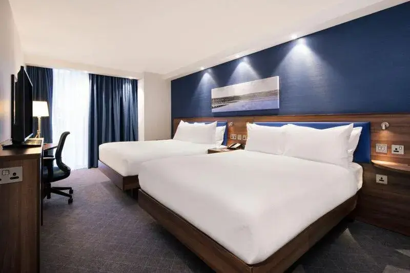 Bed in Hampton by Hilton Dundee City Centre Bed in Hampton by Hilton Dundee City Centre