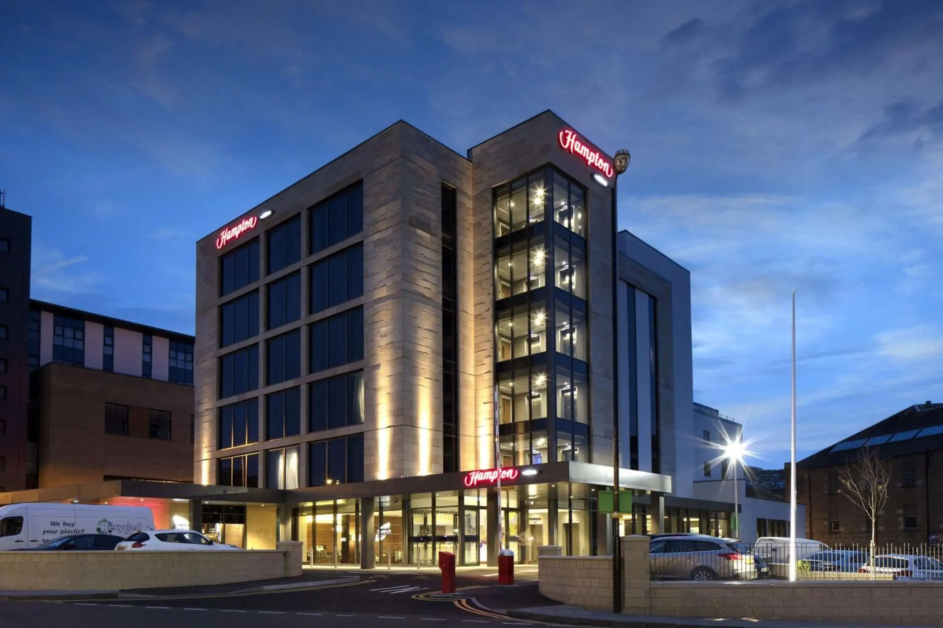 Property building in Hampton by Hilton Dundee City Centre Property building in Hampton by Hilton Dundee City Centre