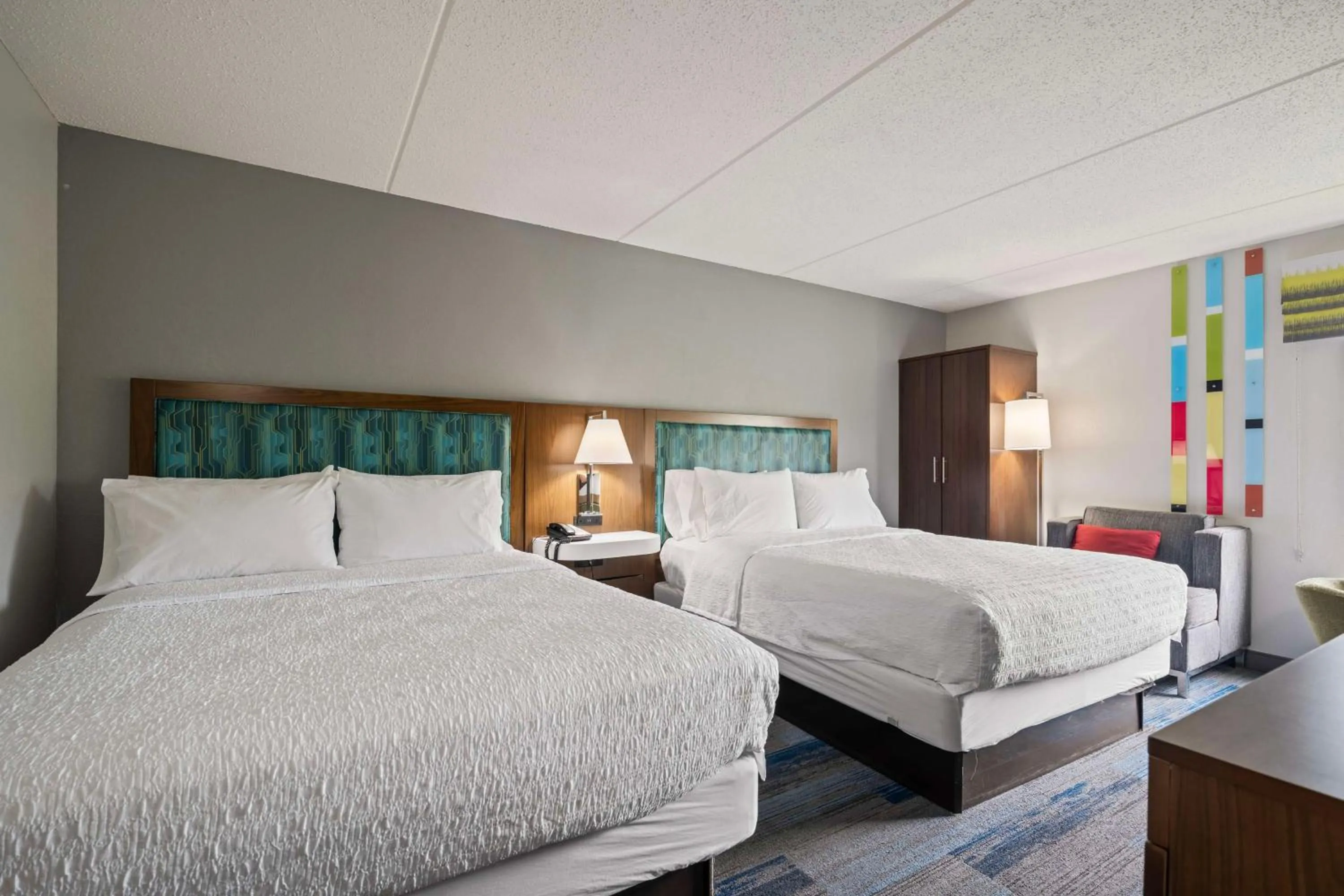 Bed in Hampton Inn Ridgefield Park