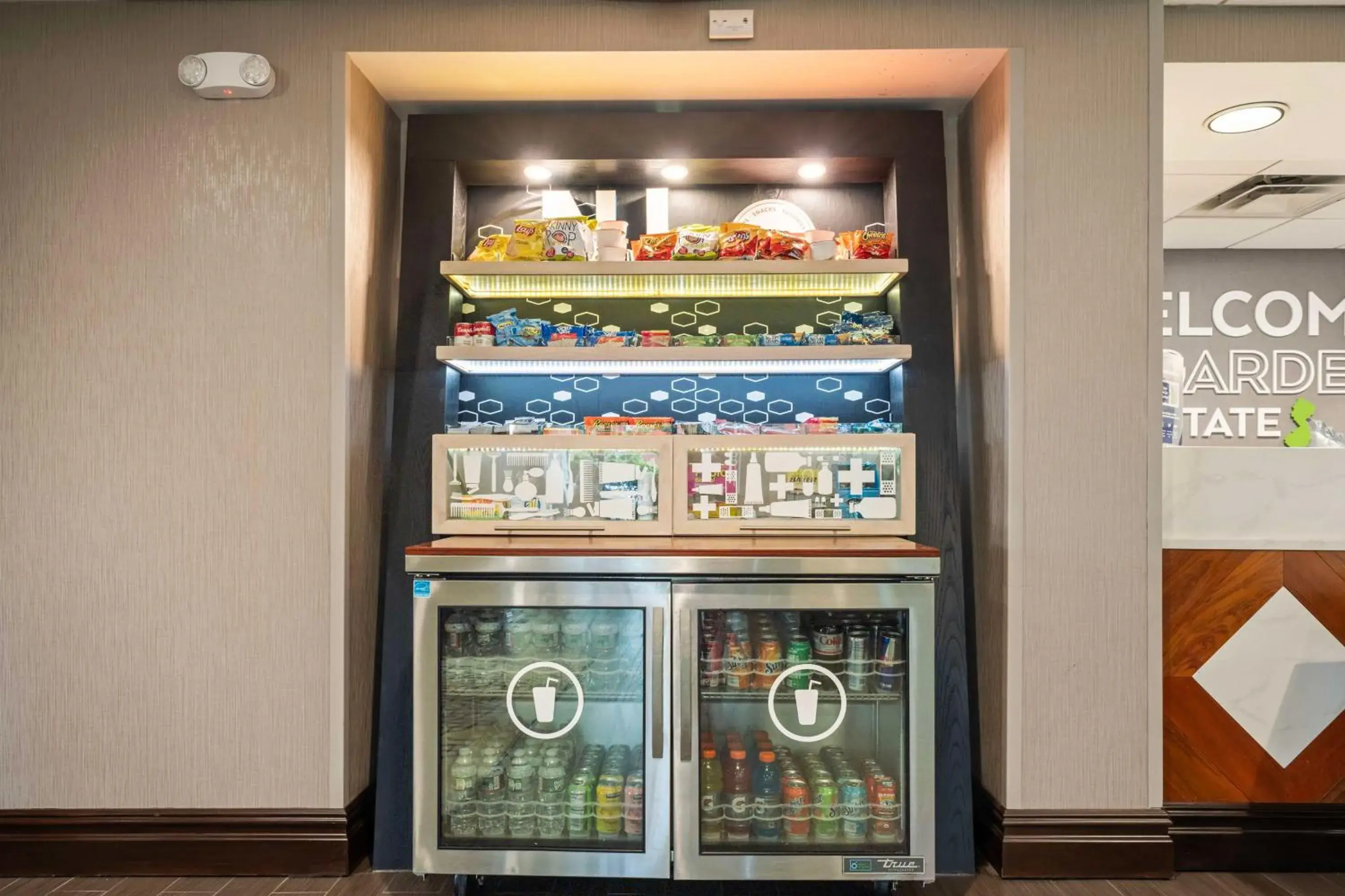 Restaurant/places to eat in Hampton Inn Ridgefield Park Restaurant/places to eat in Hampton Inn Ridgefield Park