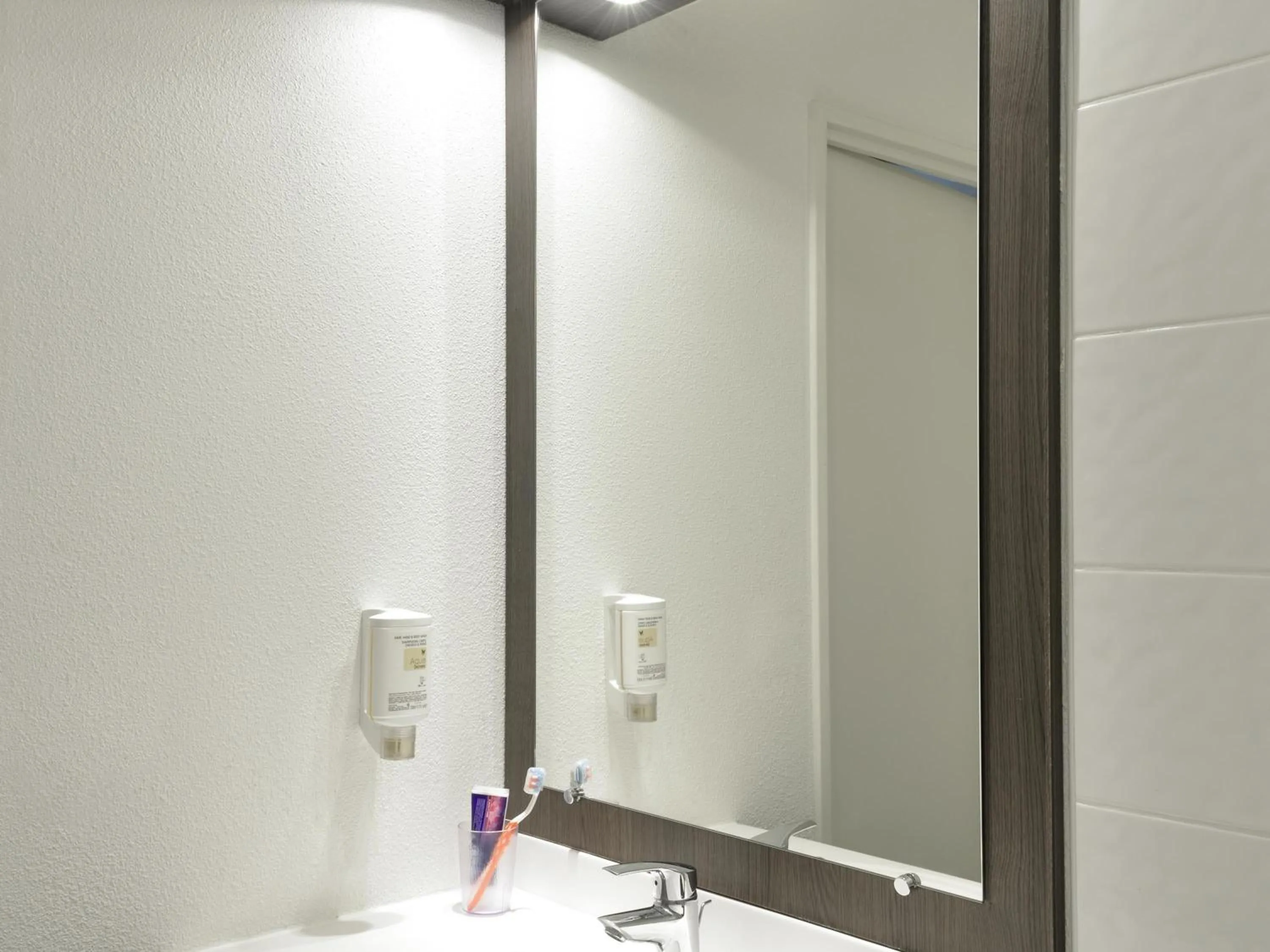 Bedroom in Aparthotel Adagio Access Toulouse St Cyprien