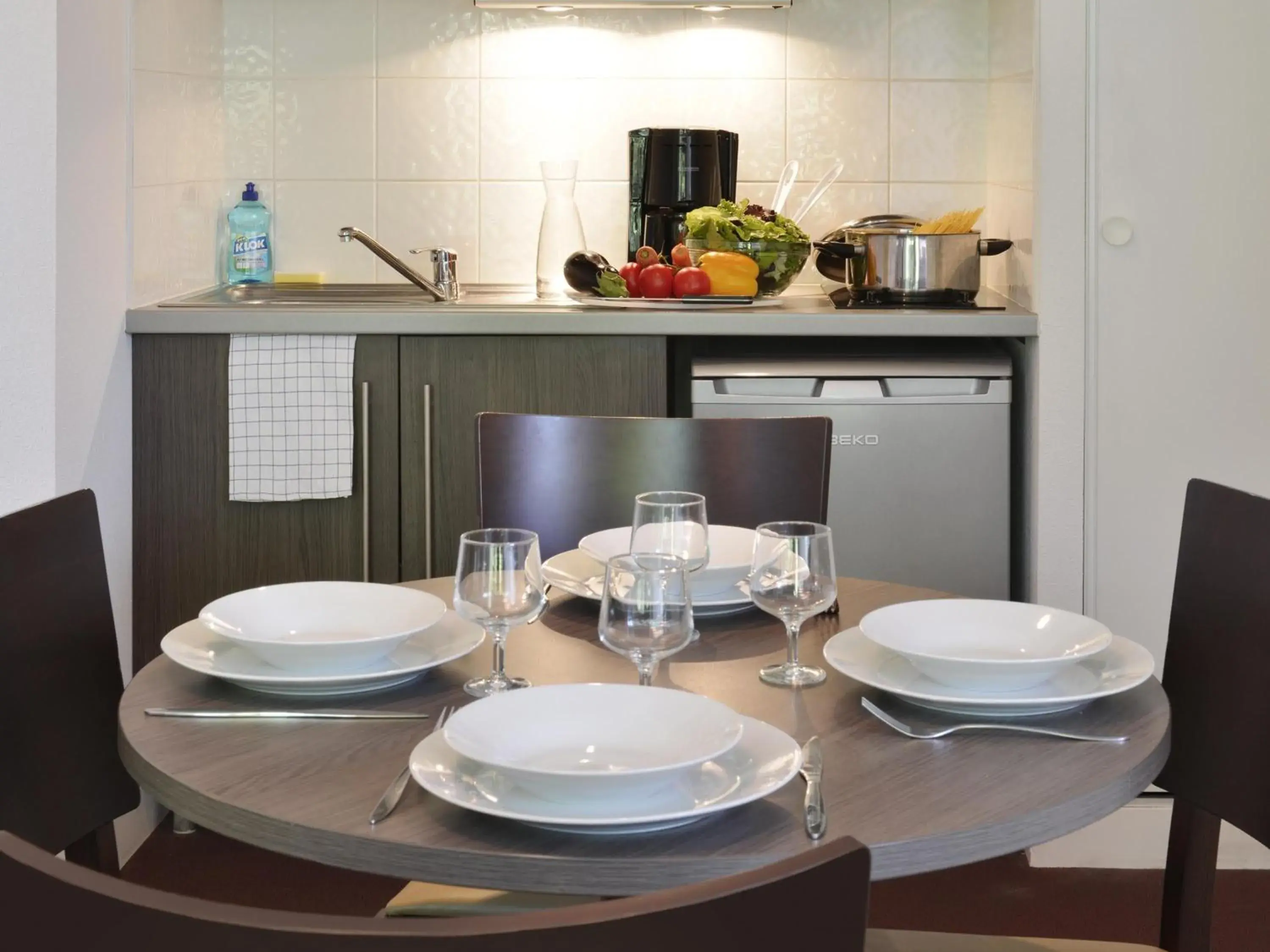 Bedroom in Aparthotel Adagio Access Toulouse St Cyprien Bedroom in Aparthotel Adagio Access Toulouse St Cyprien