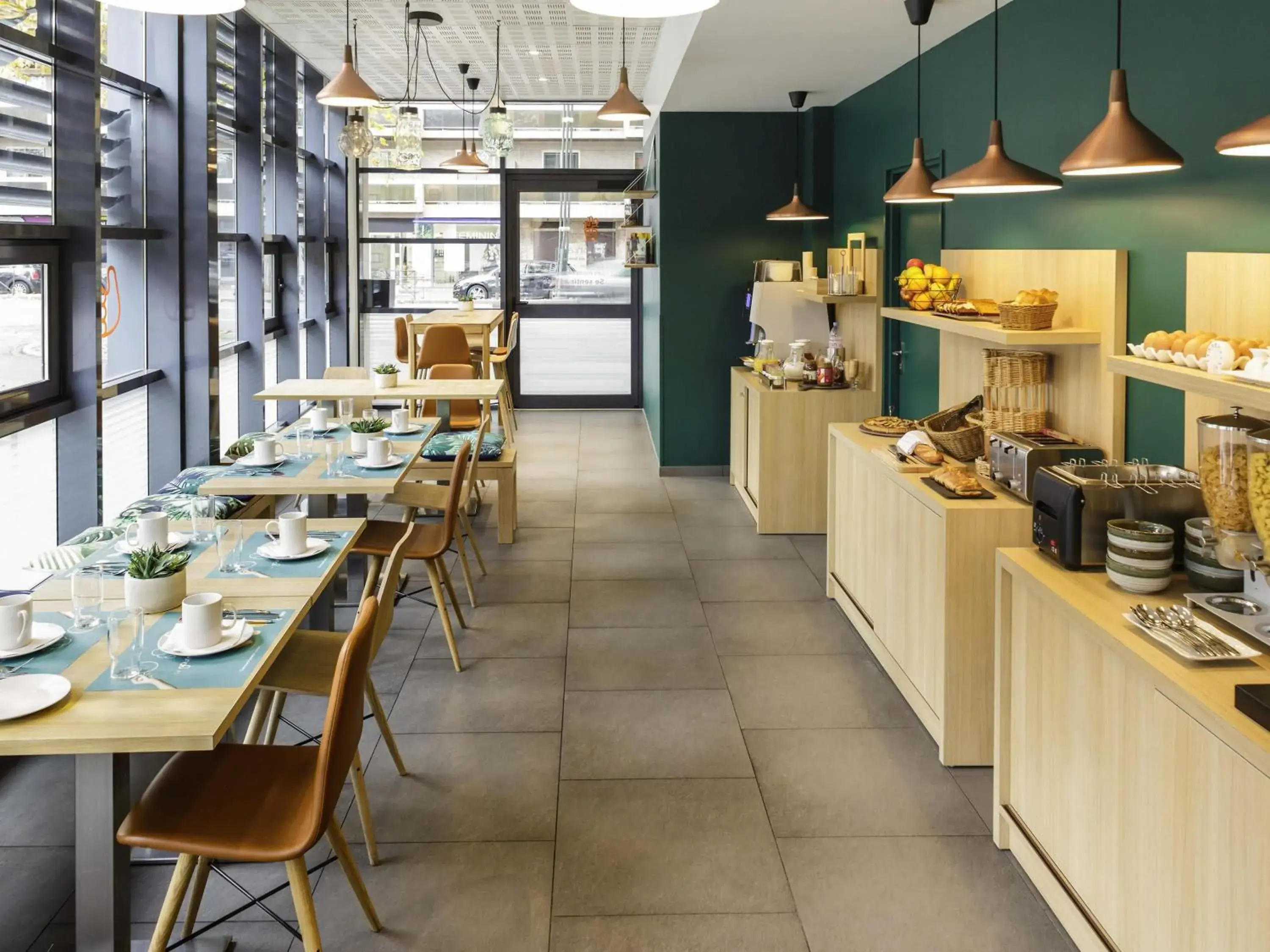 Breakfast in Aparthotel Adagio Access Toulouse St Cyprien Breakfast in Aparthotel Adagio Access Toulouse St Cyprien