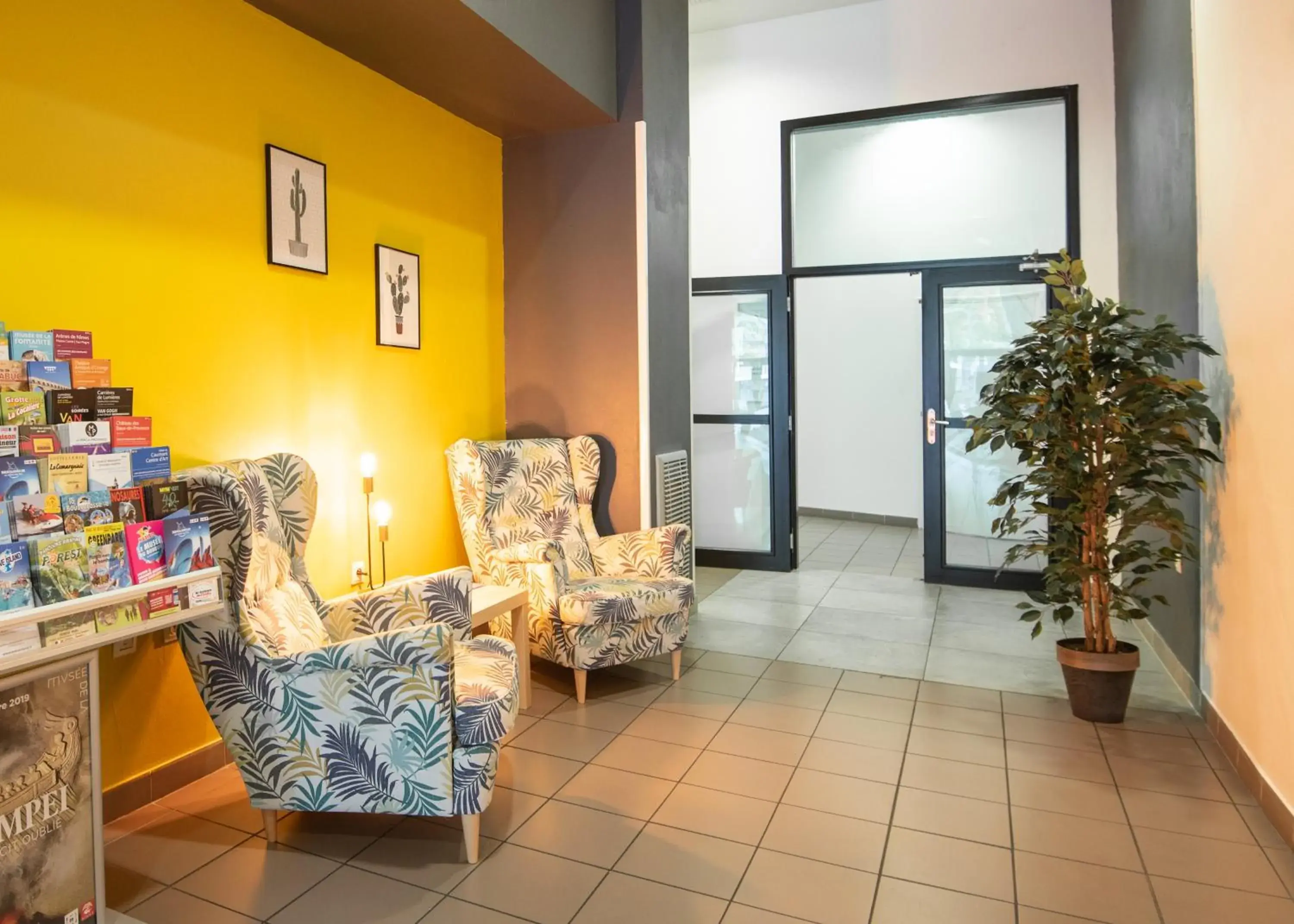 Lobby or reception in Comfort Aparthotel Nimes Centre Lobby or reception in Comfort Aparthotel Nimes Centre