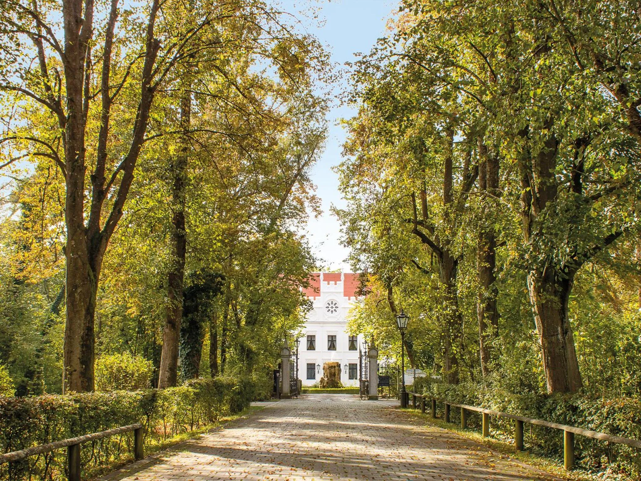 Property building in DORMERO Schlosshotel Reichenschwand