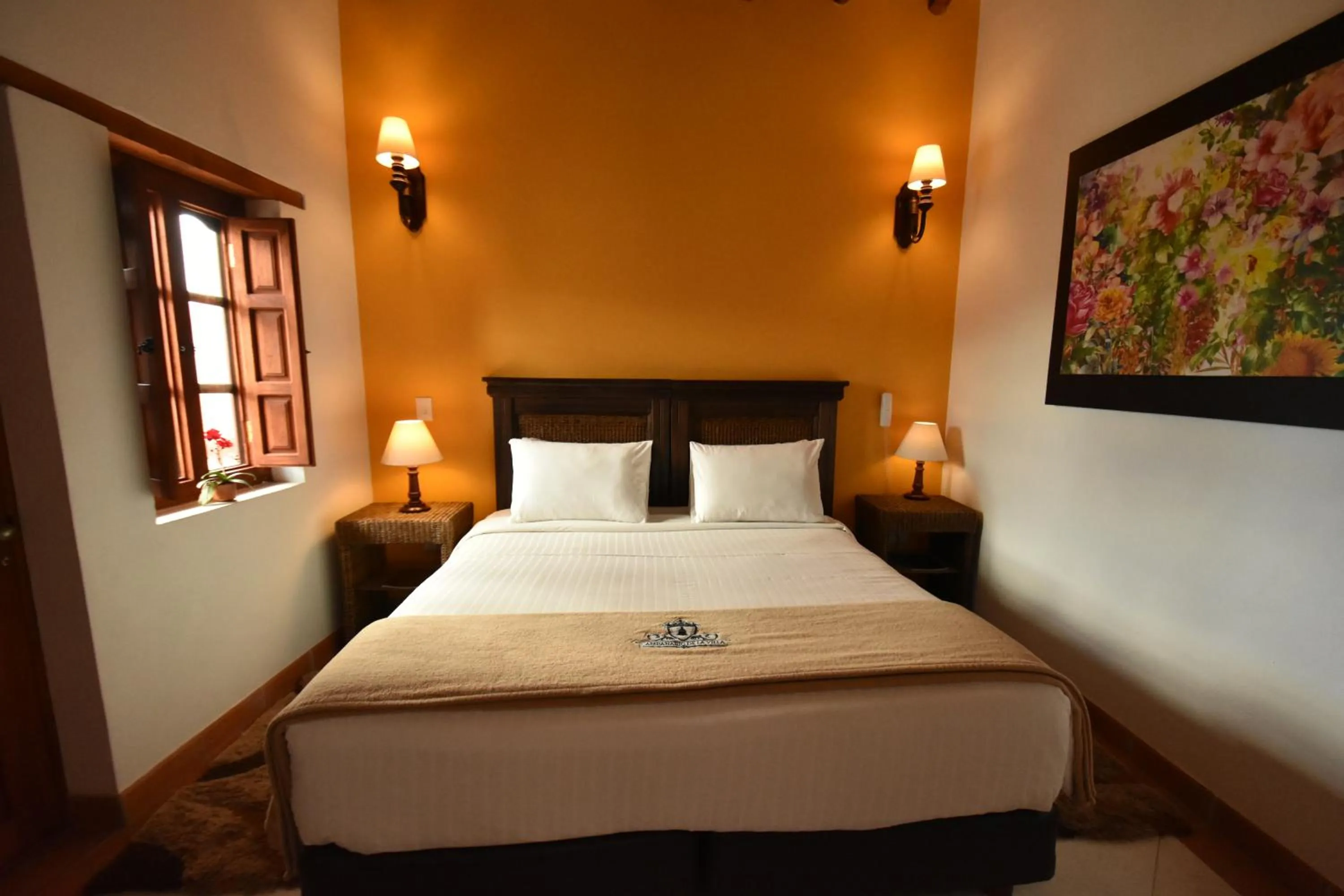 Bed in Hotel Campanario Real