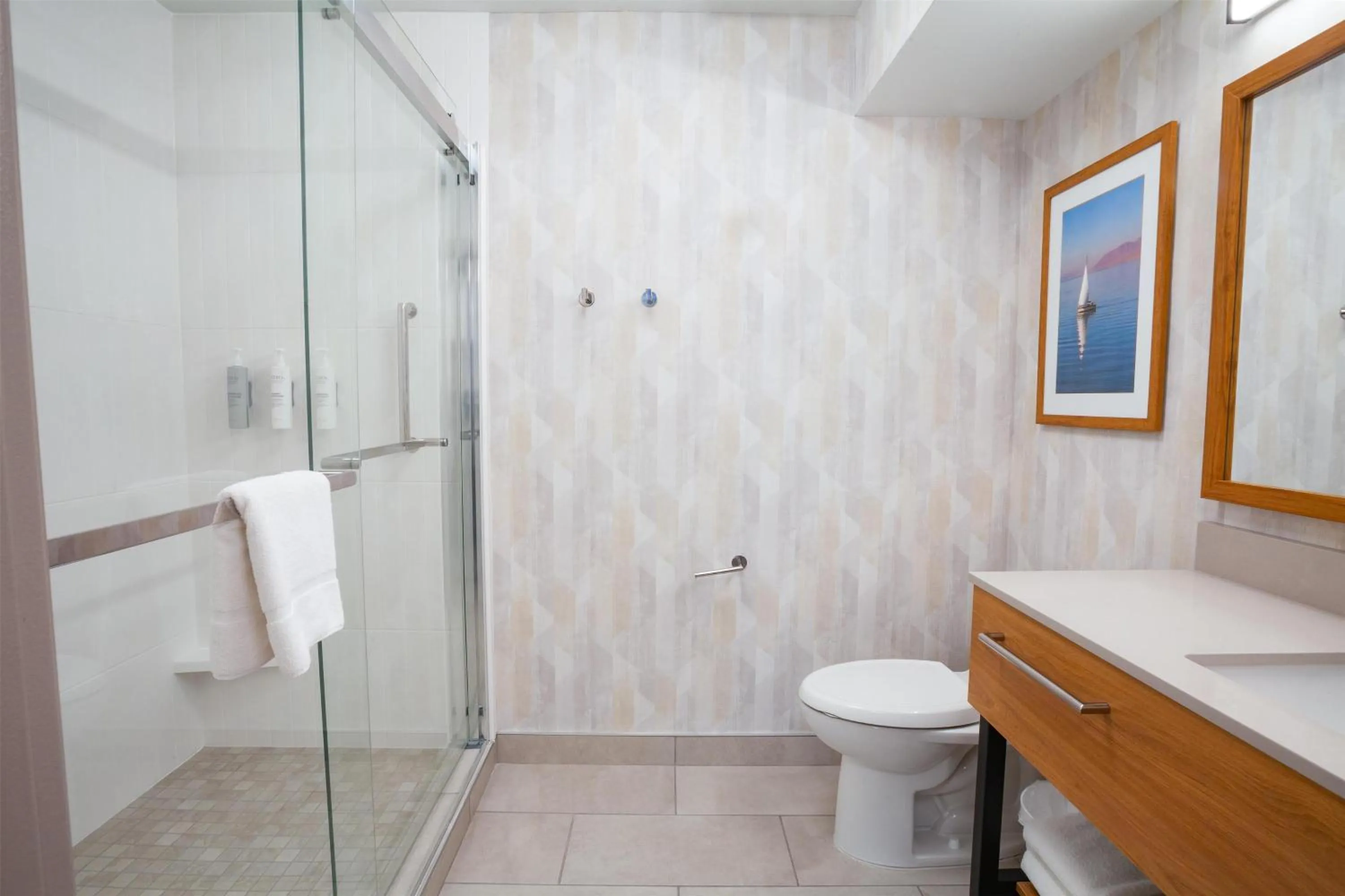 Bathroom in Hampton Inn Salt Lake City-North