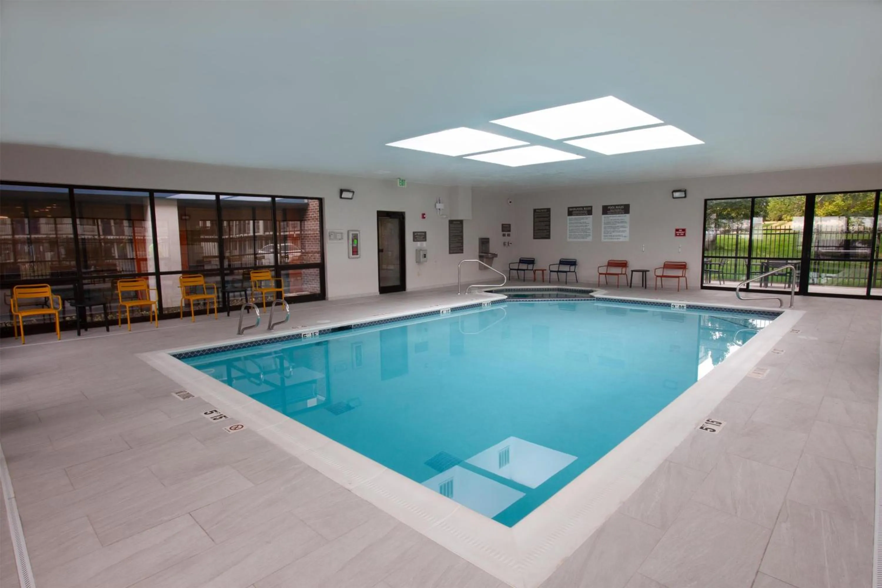 Pool view in Hampton Inn Salt Lake City-North