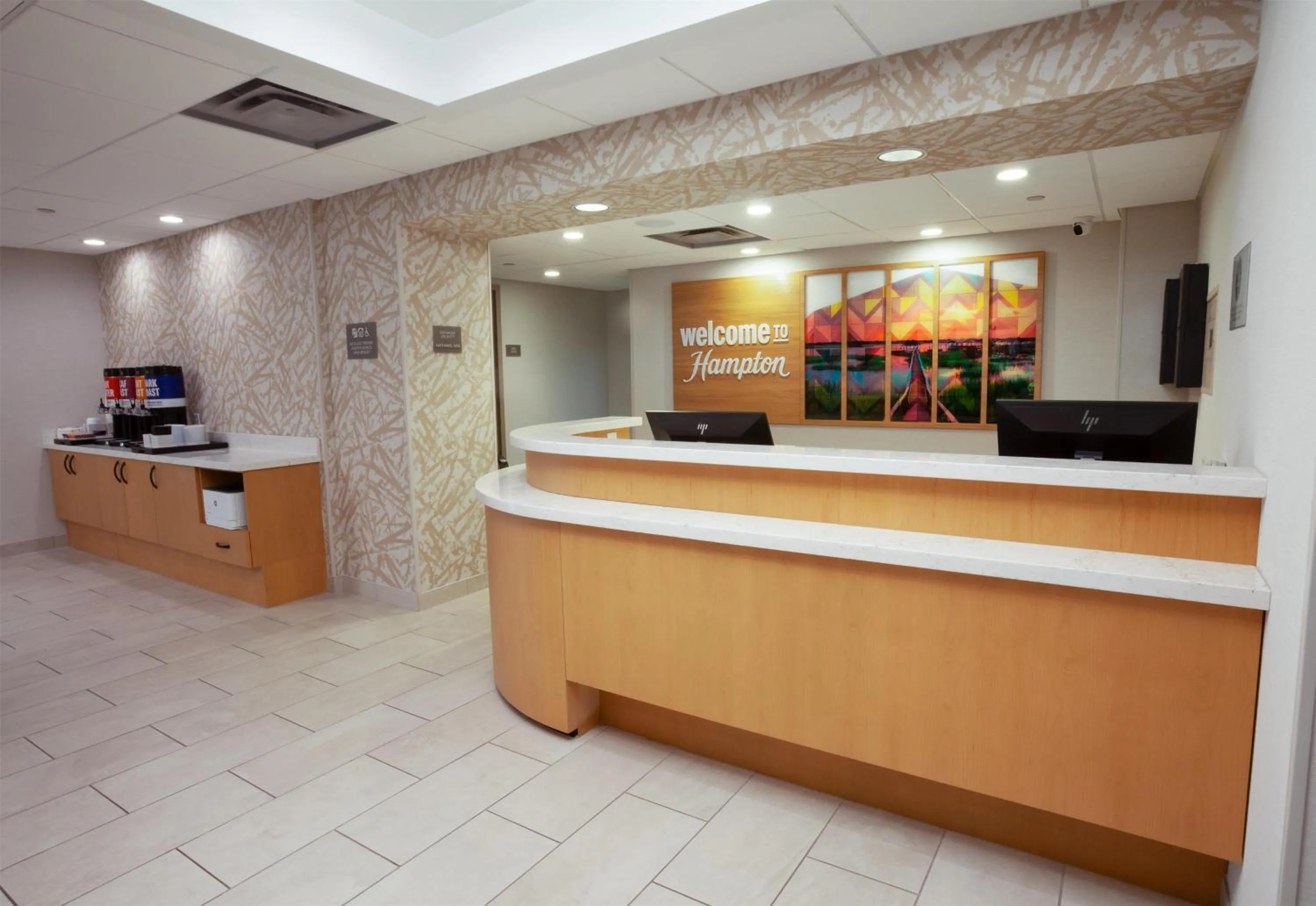 Lobby or reception in Hampton Inn Salt Lake City-North