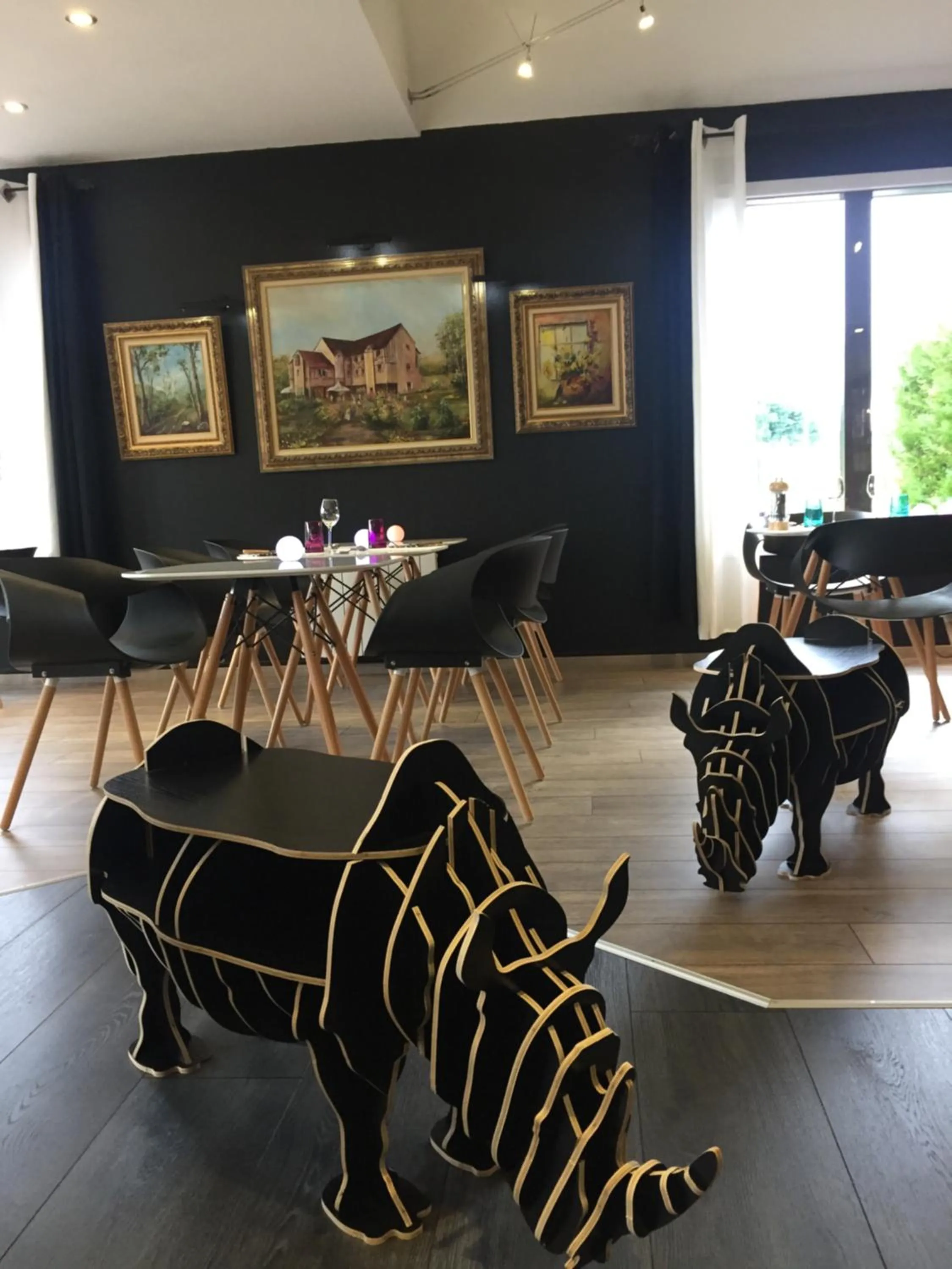 Decorative detail in Hotel Restaurant Baryton