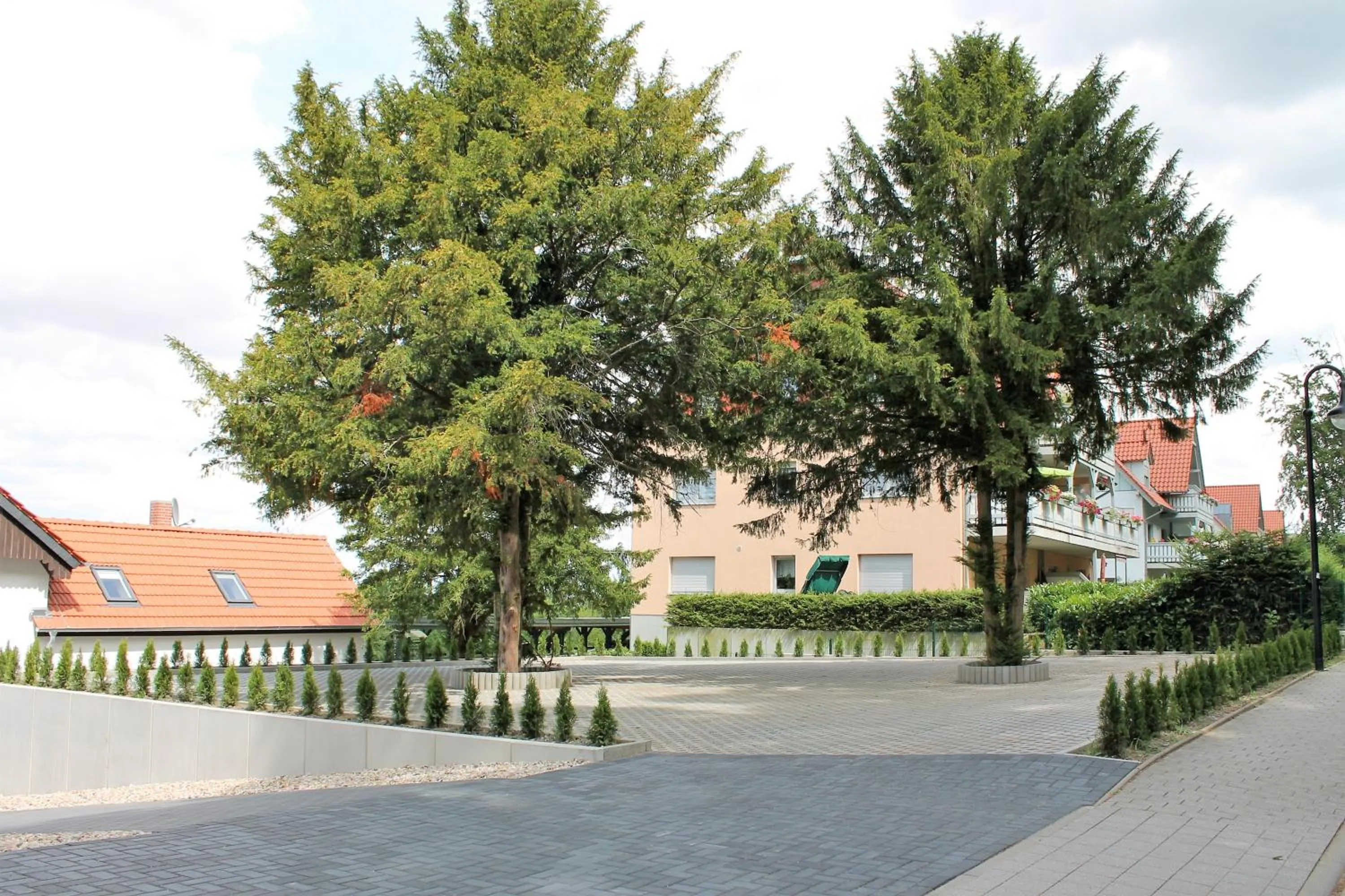 Area and facilities in Le petit Palais - Apartments