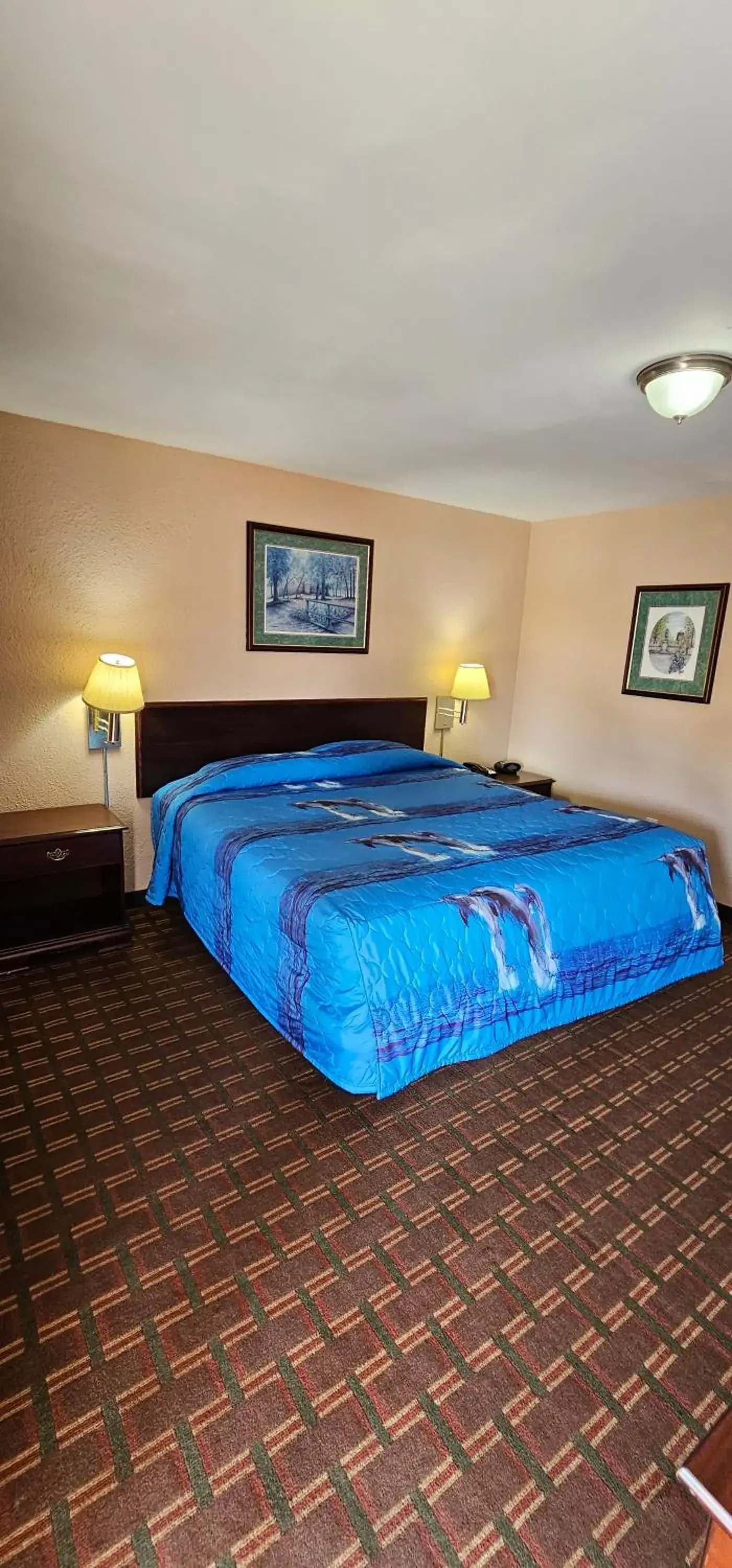Standard King Room in Mount Laurel Motel Standard King Room in Mount Laurel Motel