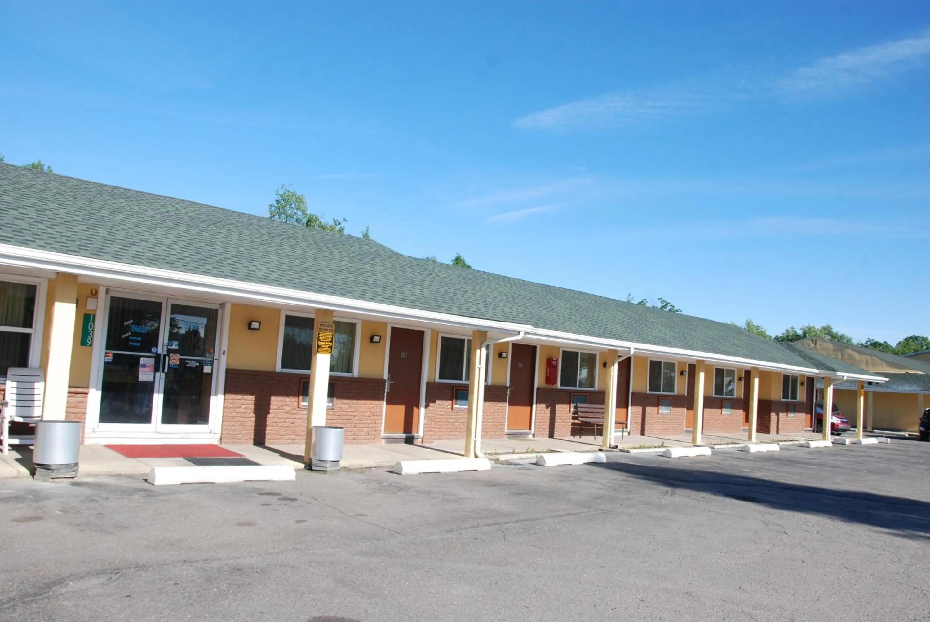 Mount Laurel Motel