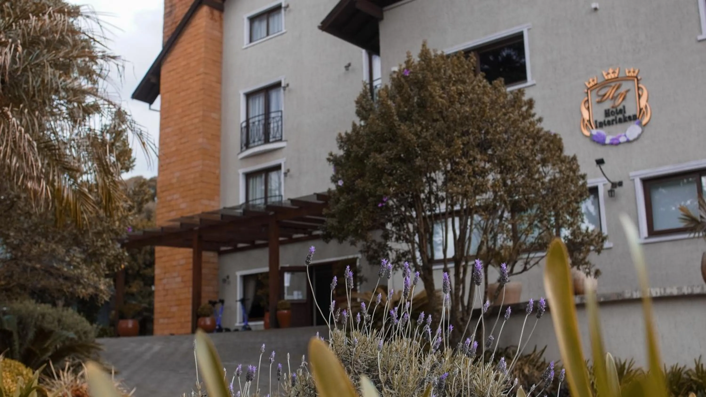 Property building in Hotel Gramado Interlaken
