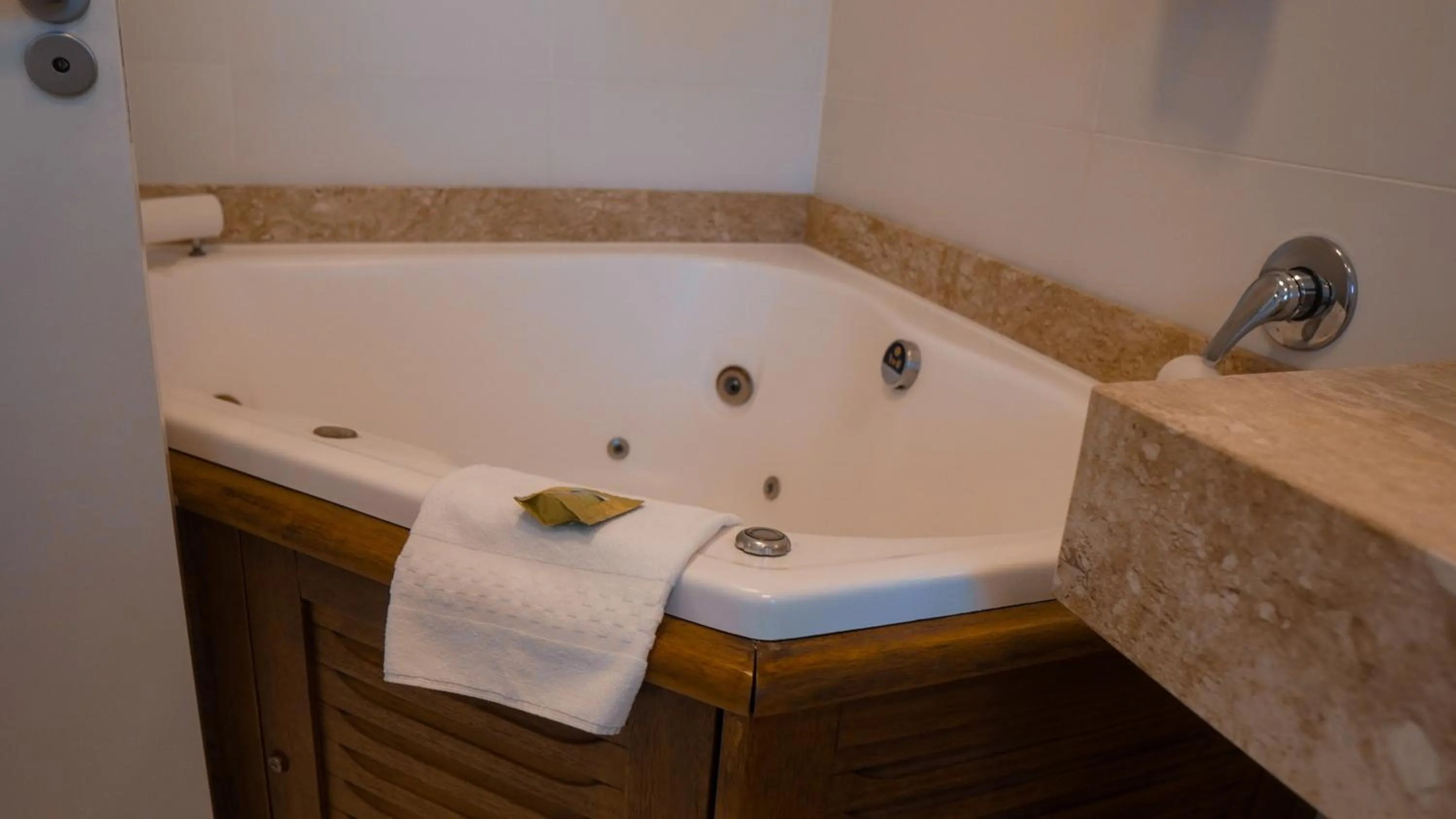 Hot Tub in Hotel Gramado Interlaken