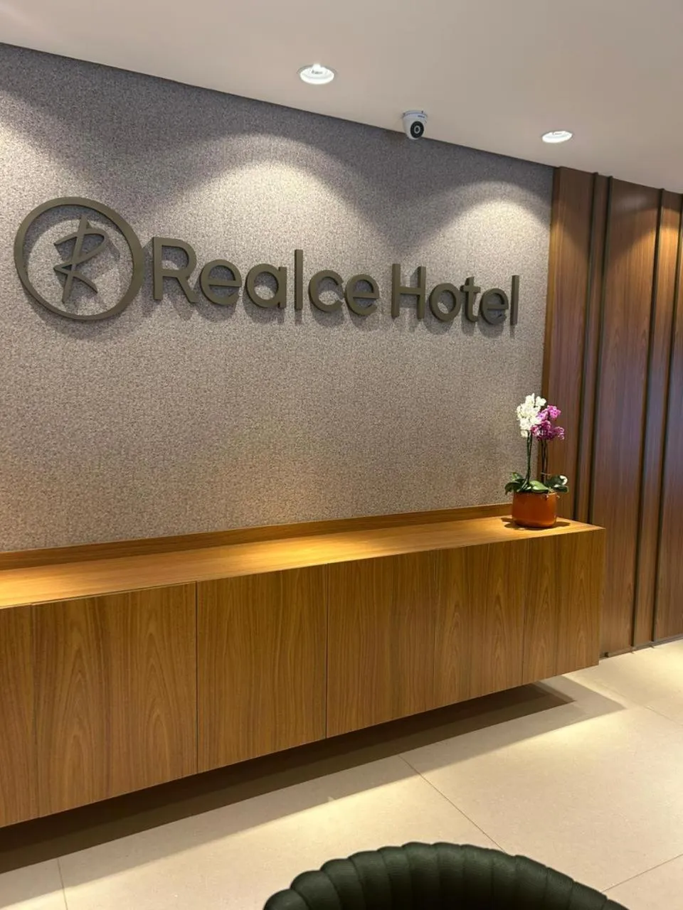 Lobby or reception in Realce Hotel