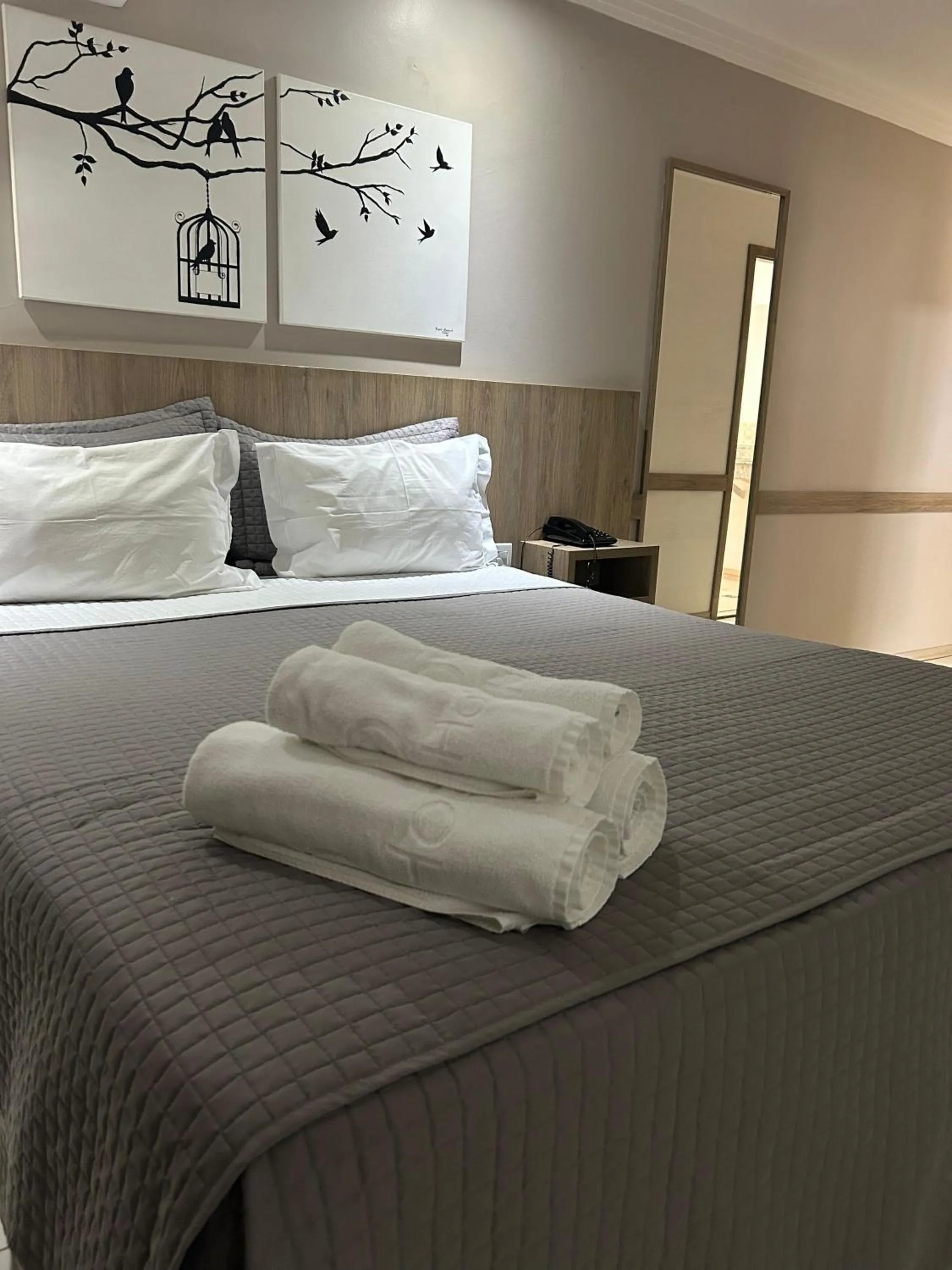 Bedroom, Bed in Realce Hotel