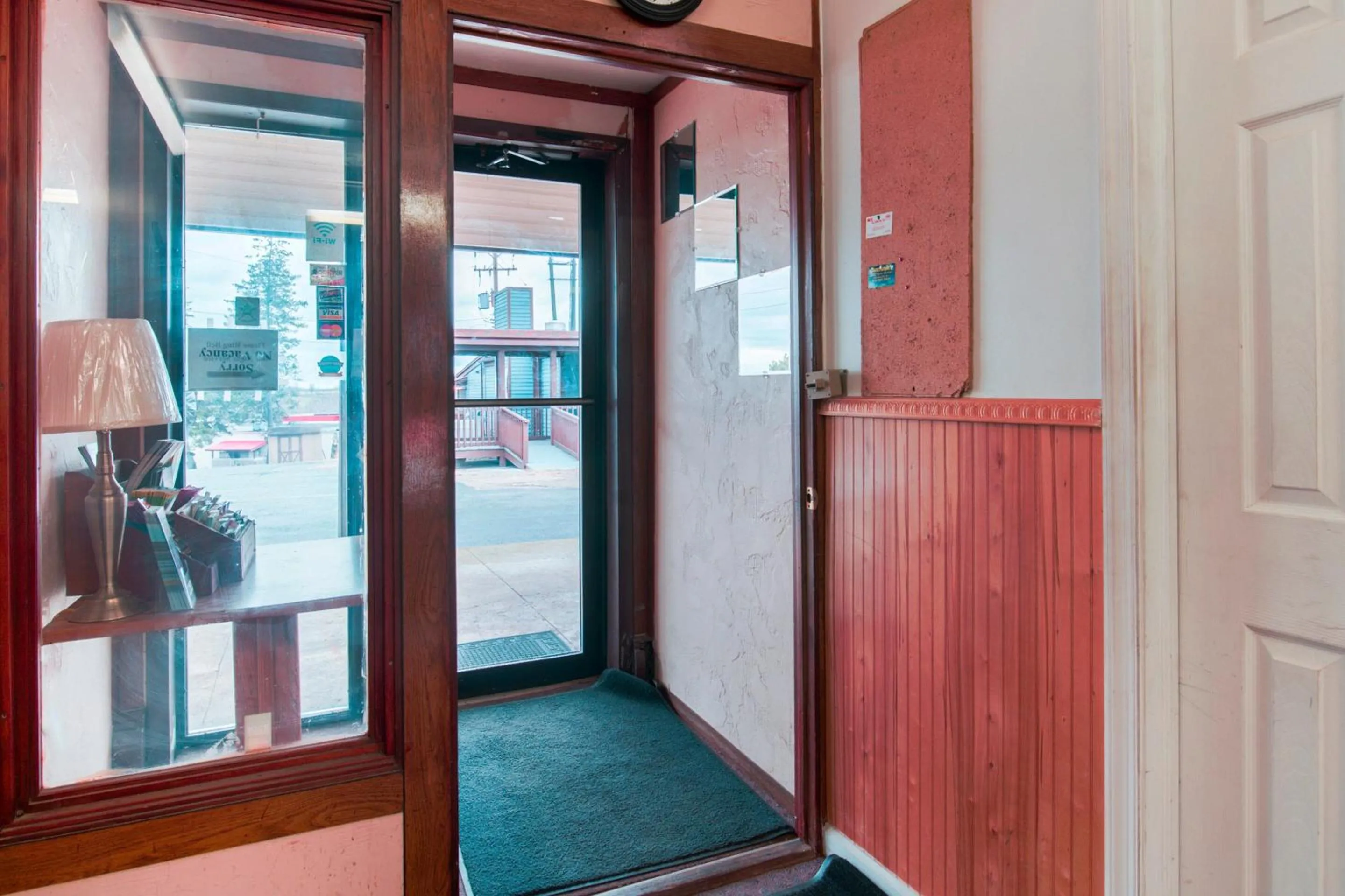 Lobby or reception in OYO Hotel Dalton PA I-81