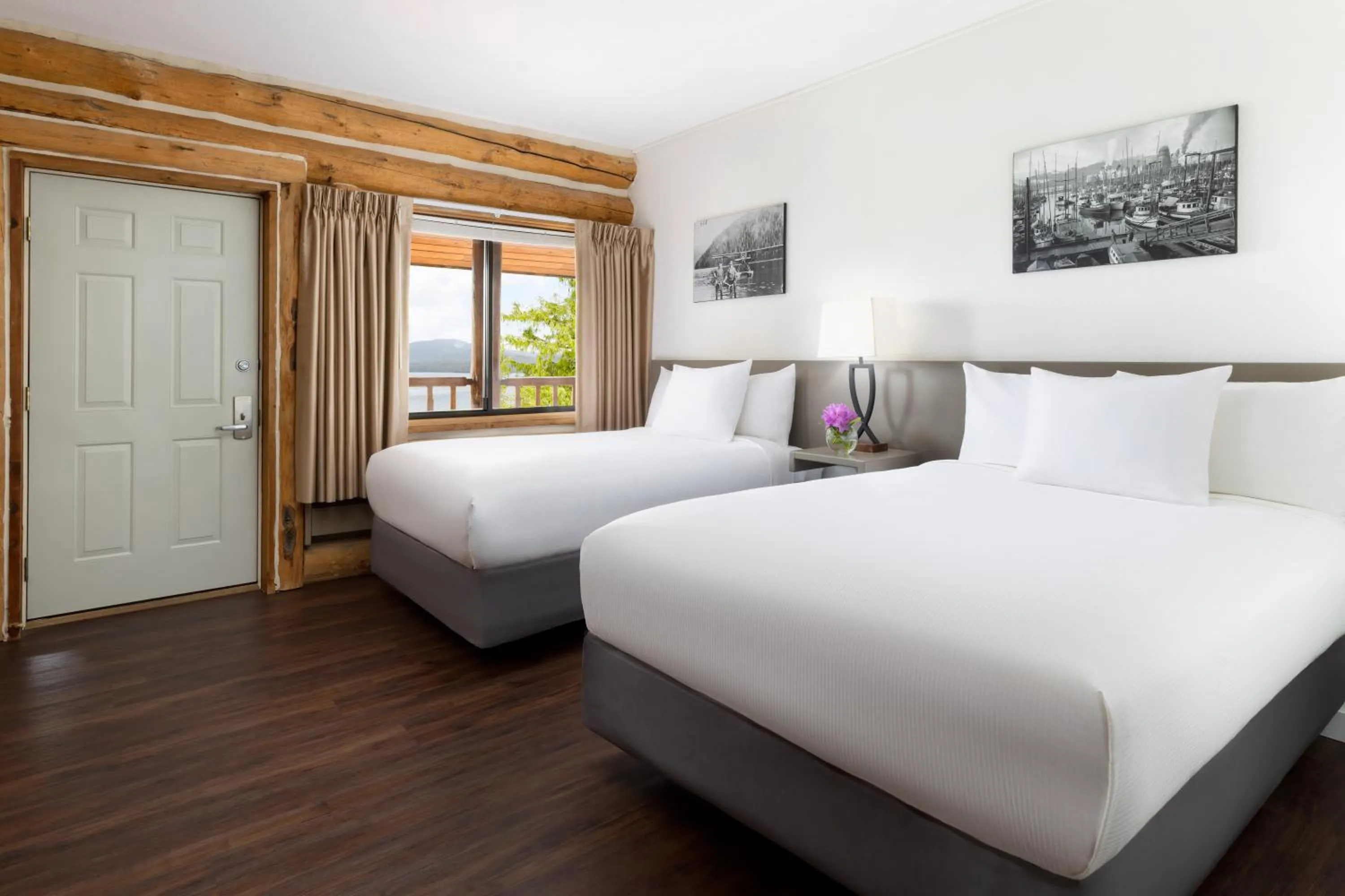 Bedroom in Salmon Falls Resort