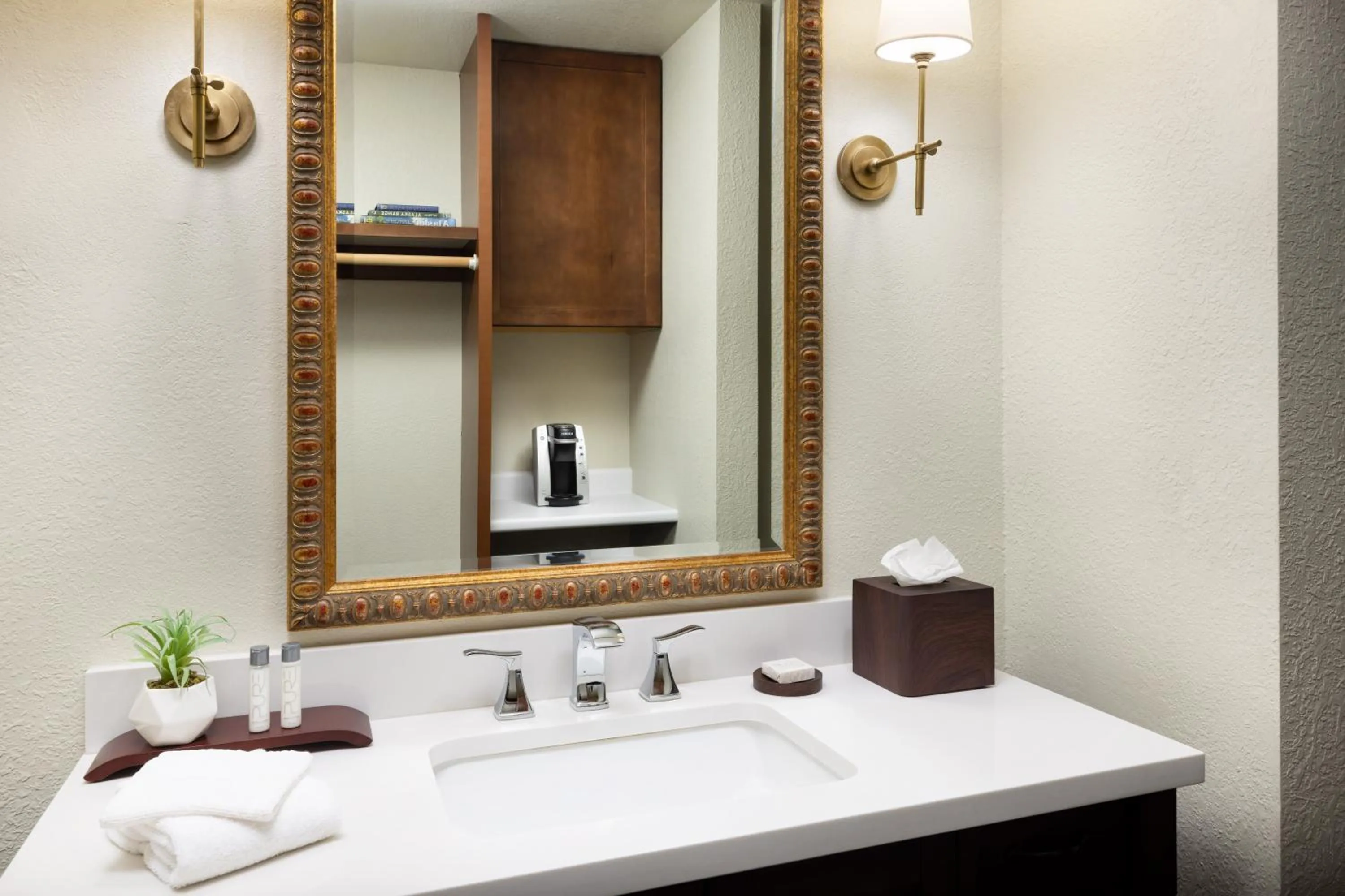 Bathroom in Salmon Falls Resort