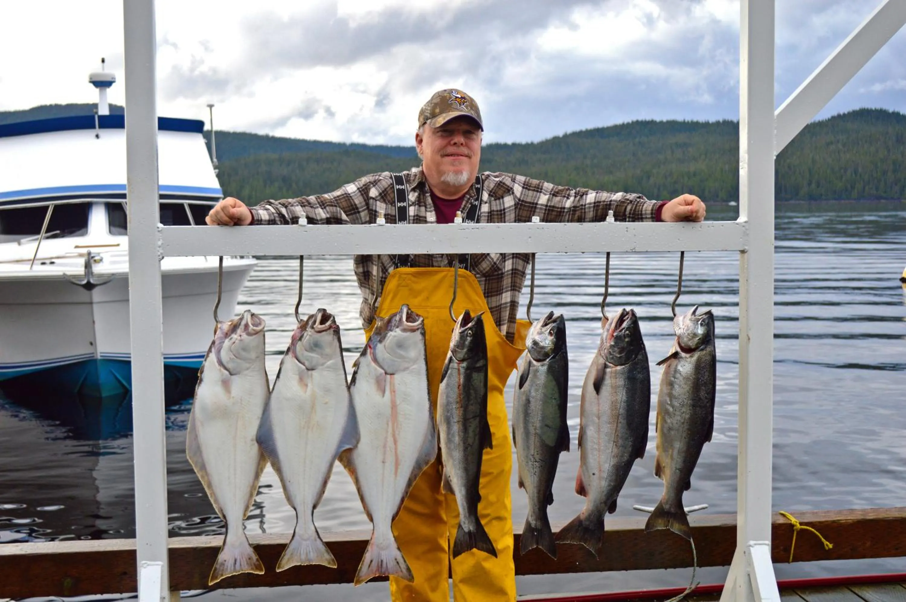 Fishing in Salmon Falls Resort