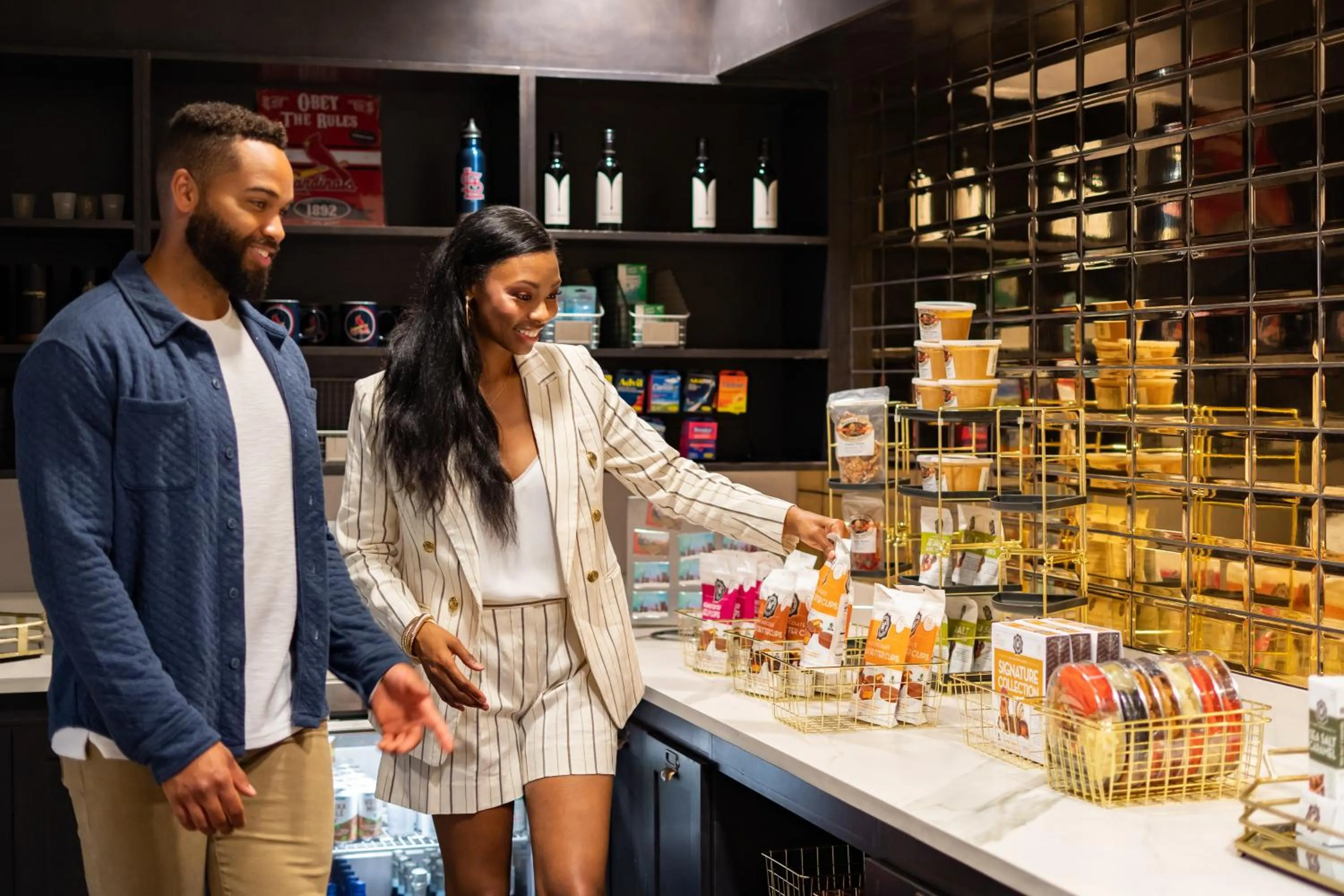 On-site shops in Hilton Pennywell St Louis at the Arch