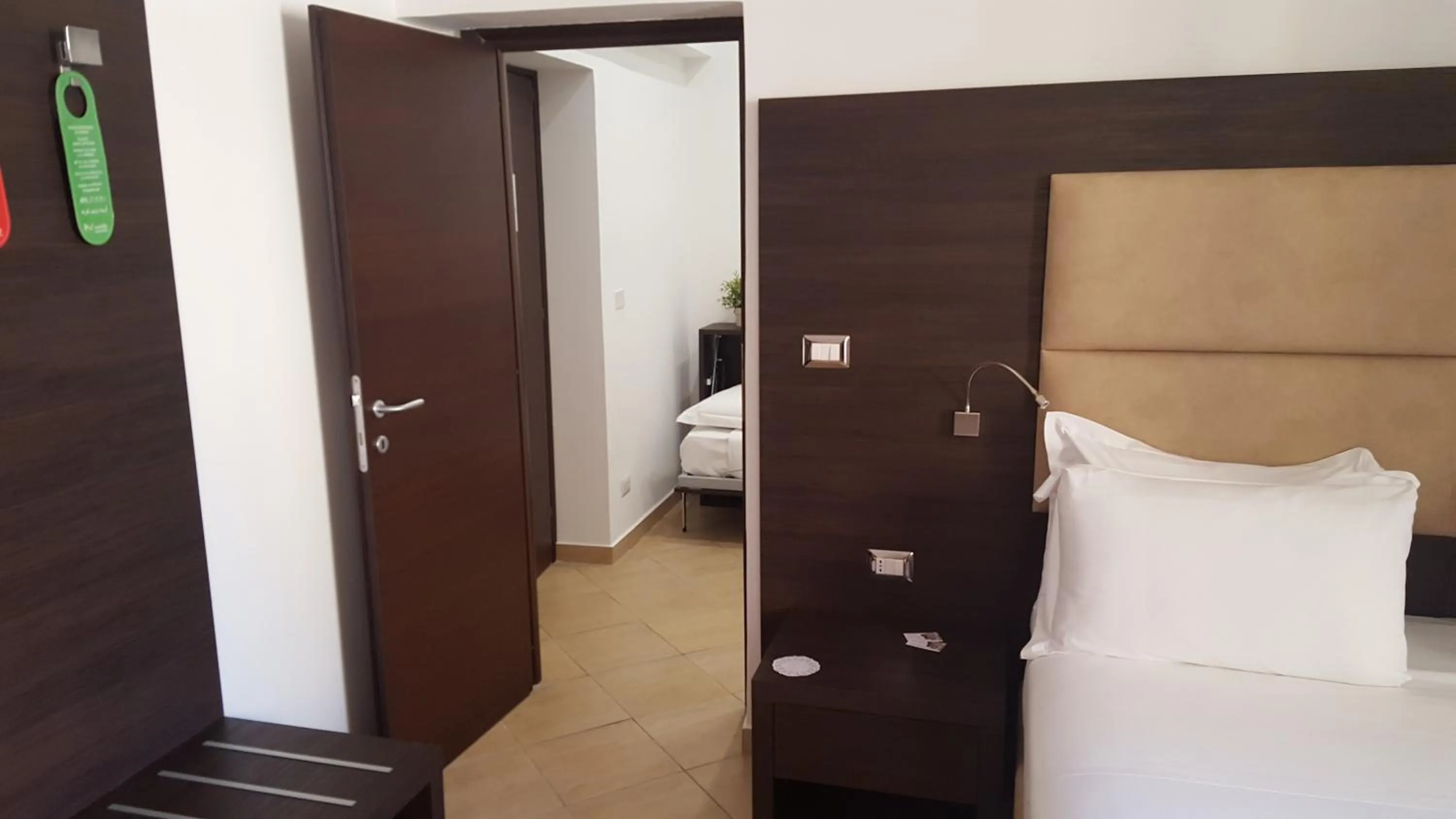 Photo of the whole room, Bed in Una Finestra su Monti