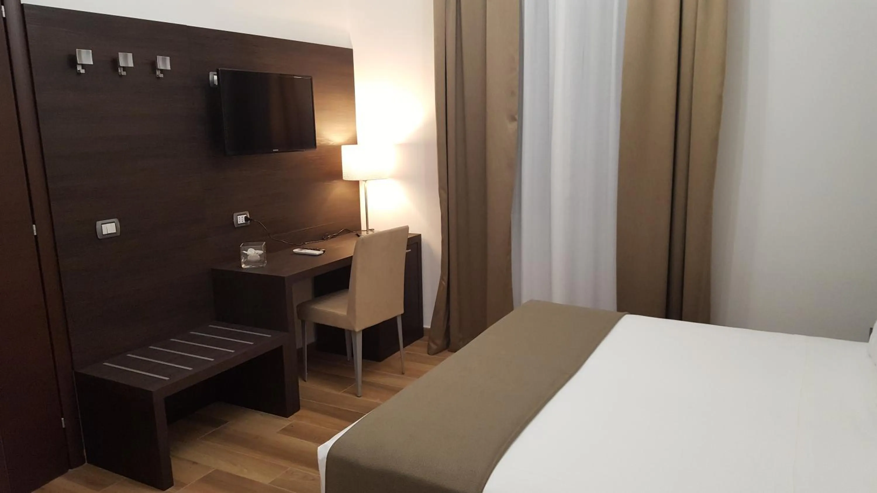 TV and multimedia, Bed in Una Finestra su Monti