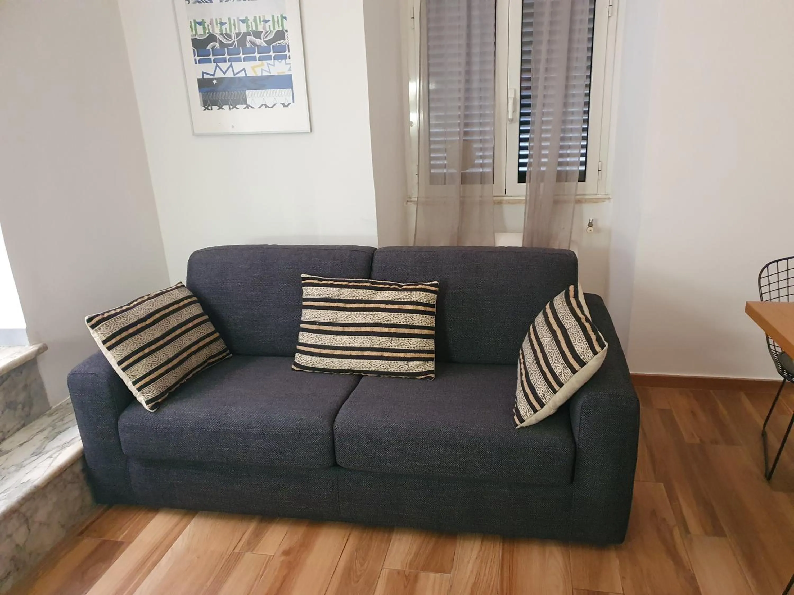 Seating area in Una Finestra su Monti