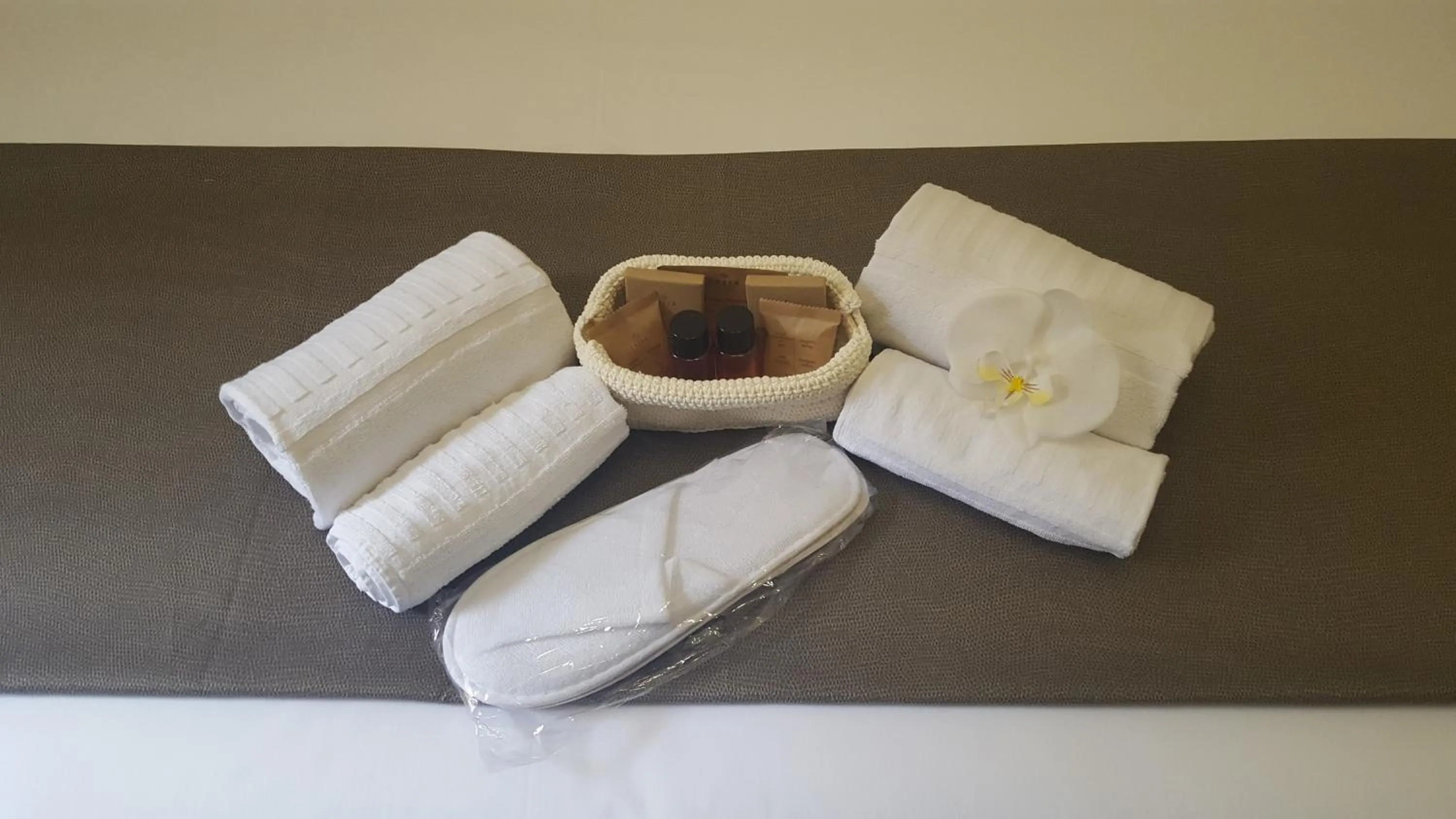 Decorative detail in Una Finestra su Monti