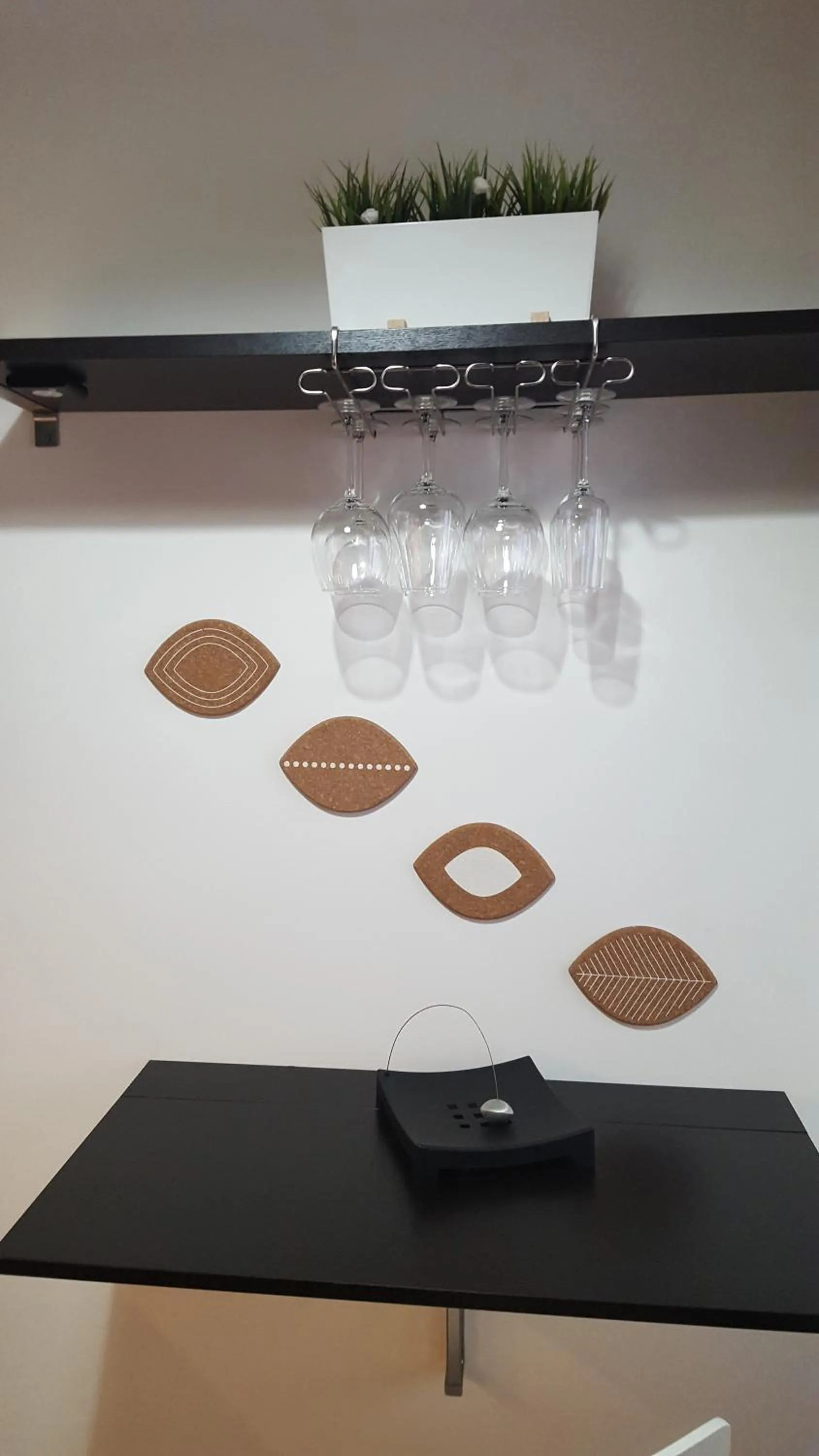 Decorative detail in Una Finestra su Monti