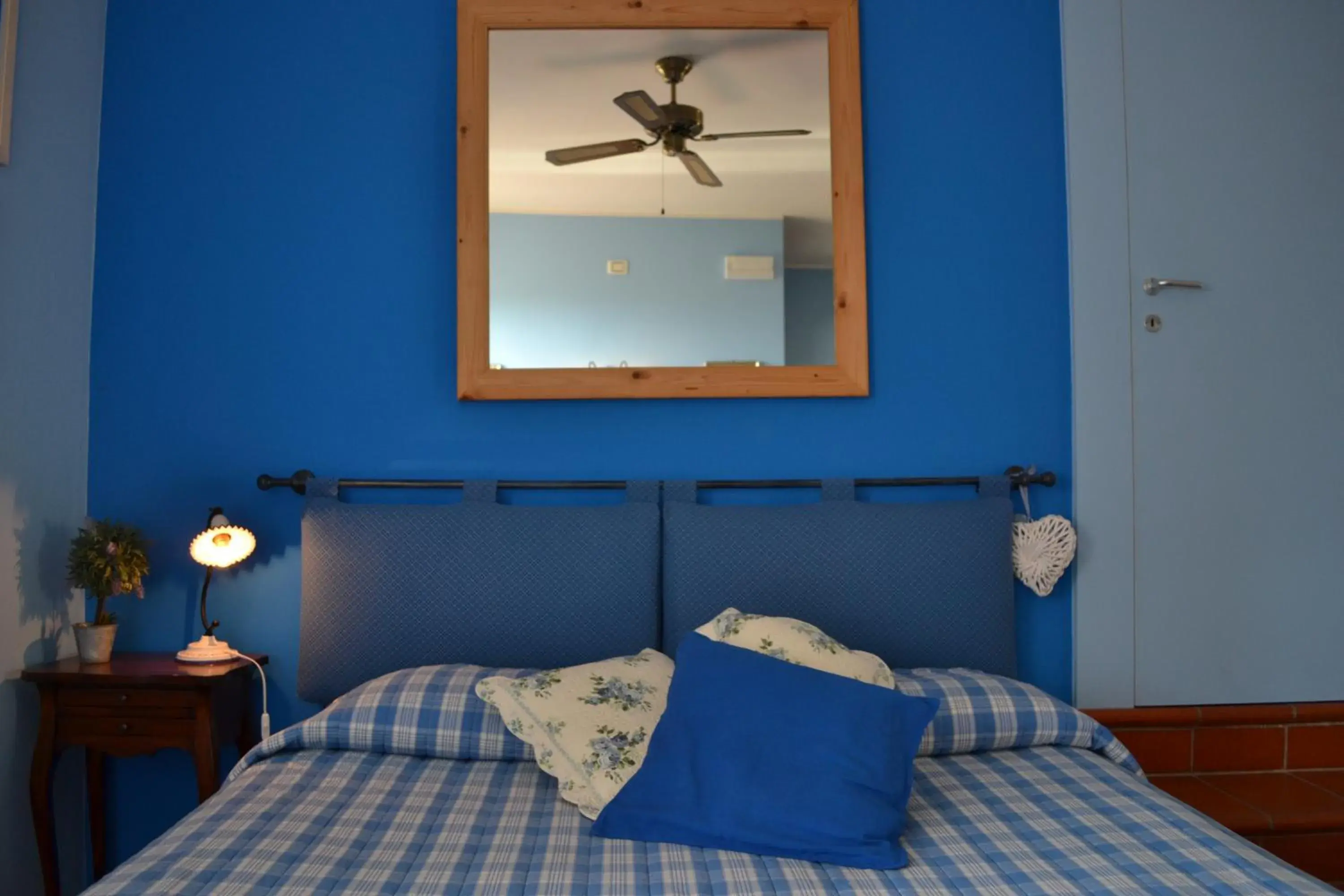 Standard Triple Room in B&B Le Corone Standard Triple Room in B&B Le Corone