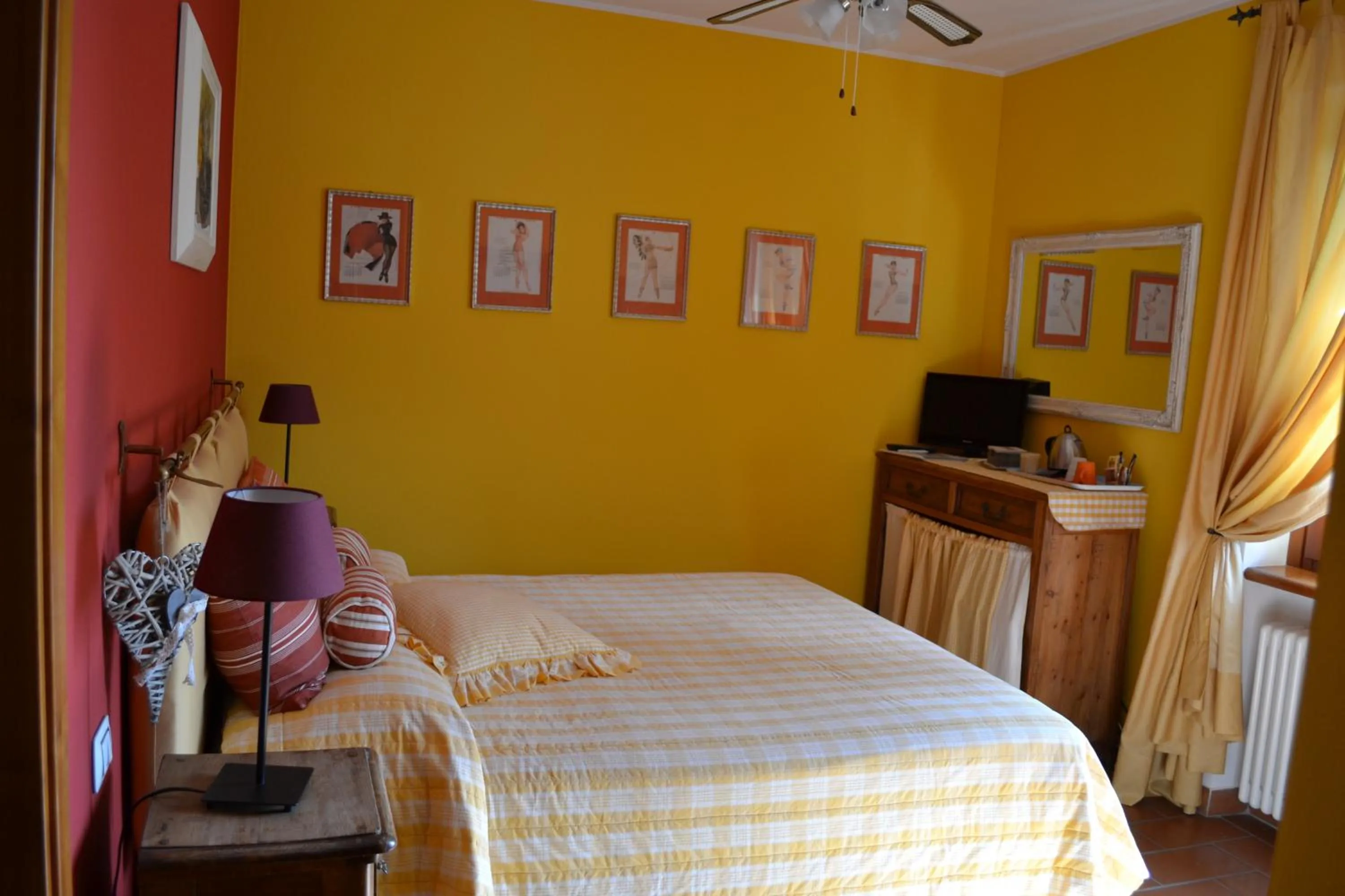 Bed in B&B Le Corone