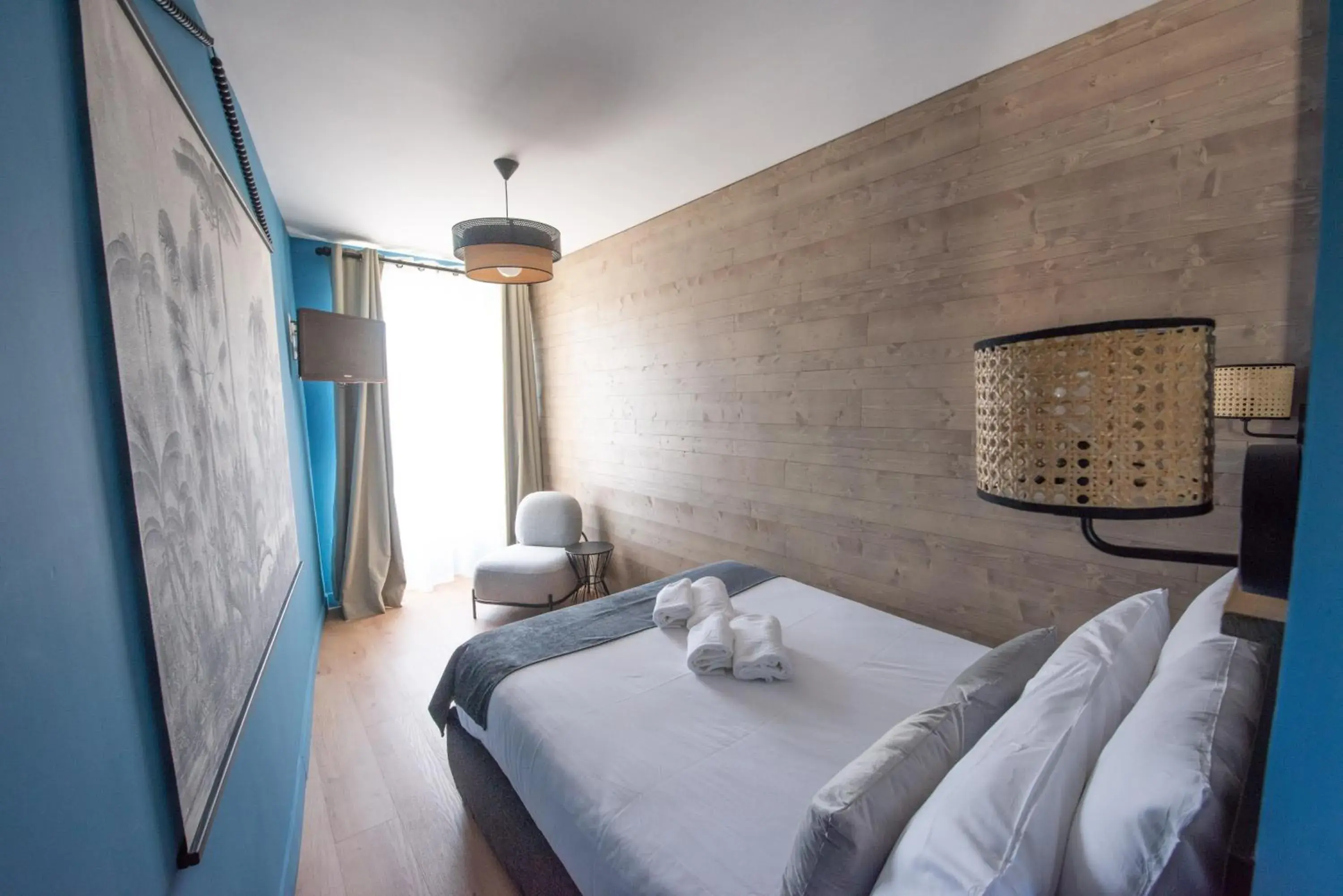 Triple Room in Hotel Restaurant La Villa Arena Triple Room in Hotel Restaurant La Villa Arena