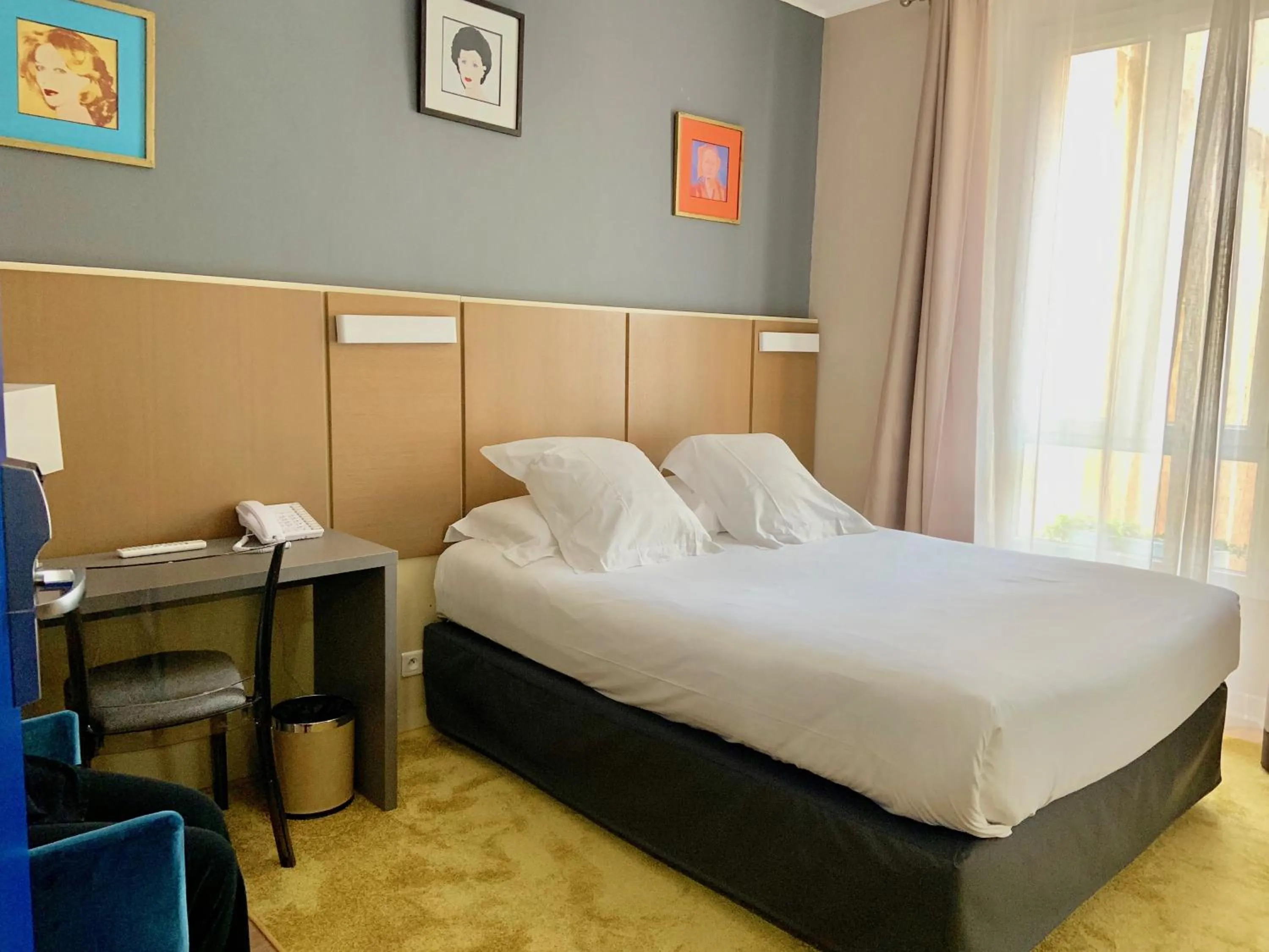 Photo of the whole room, Bed in Hotel Amiraute