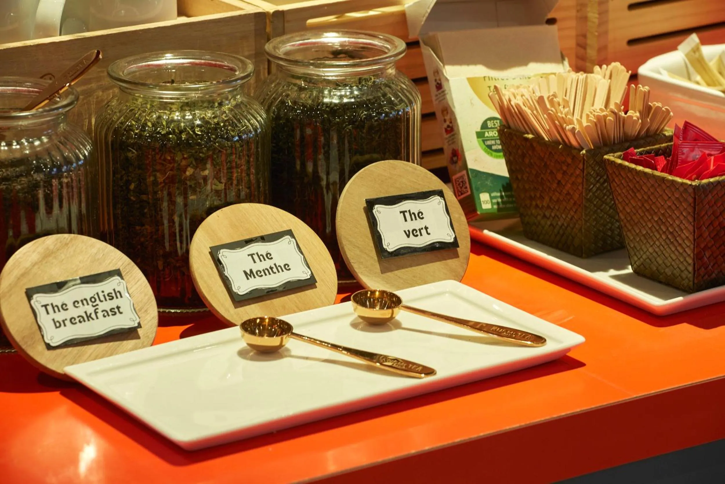 Food and drinks in ibis Lorient Centre Gare