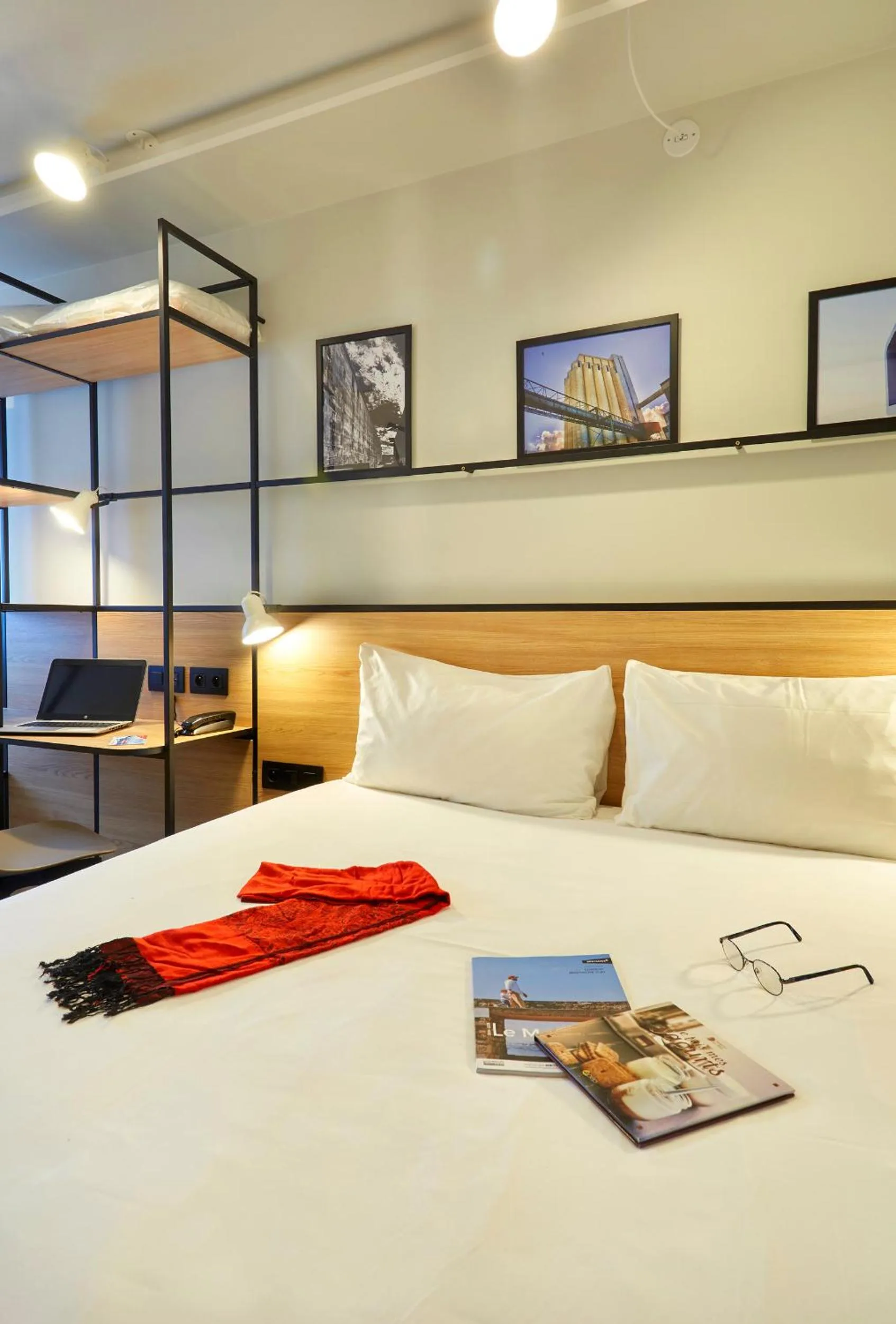 Bed in ibis Lorient Centre Gare