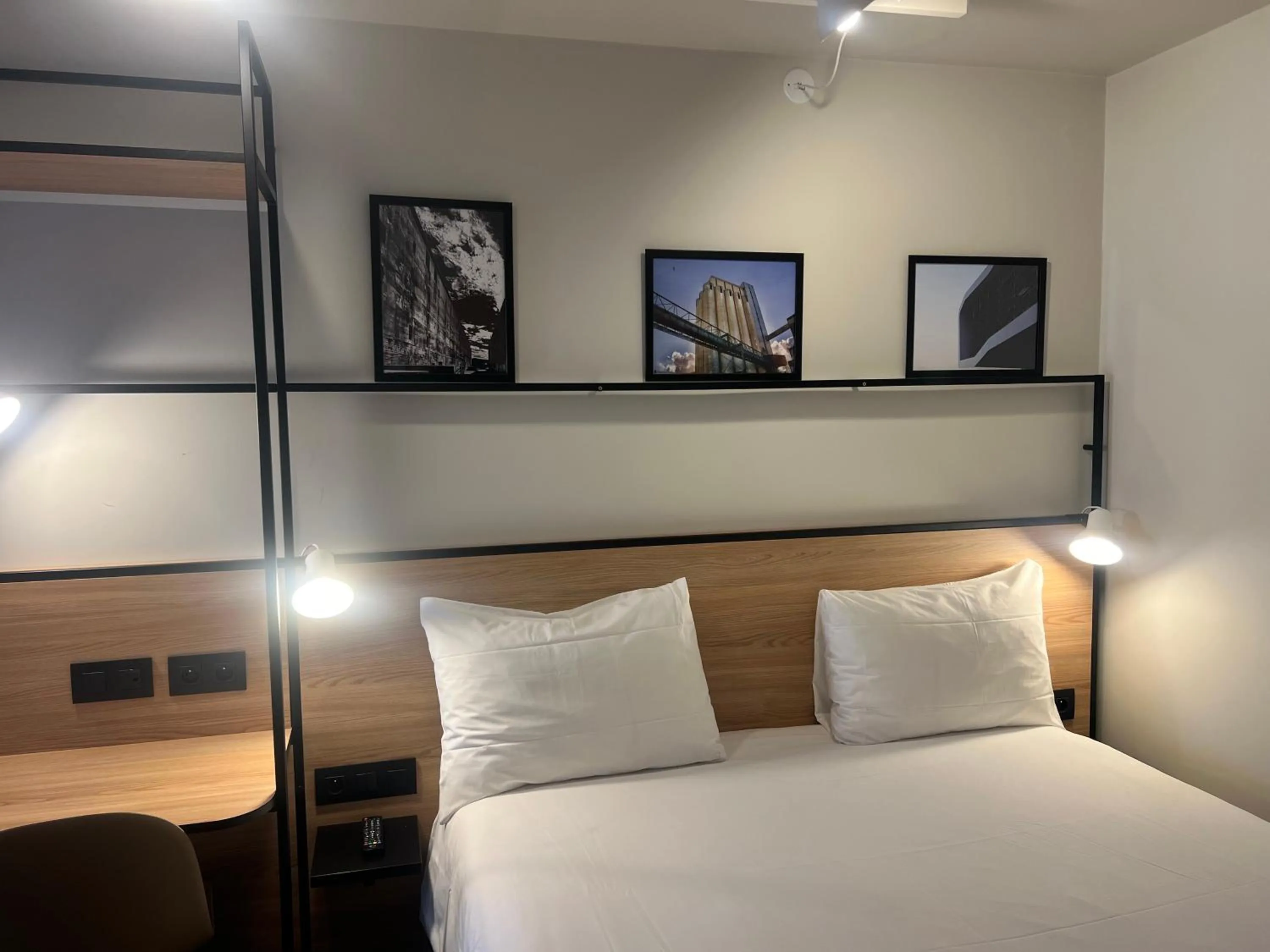 Bed in ibis Lorient Centre Gare