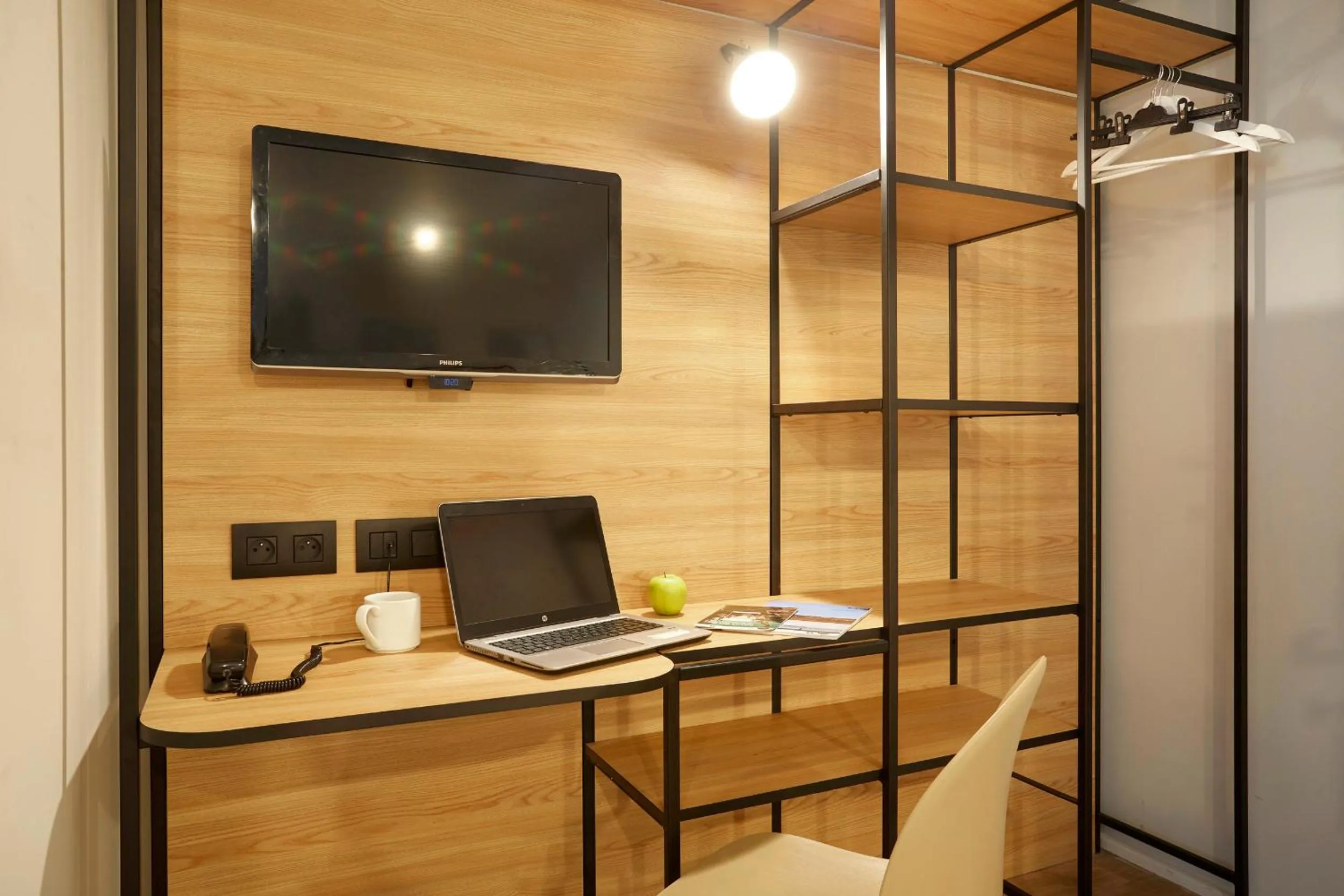 TV and multimedia in ibis Lorient Centre Gare