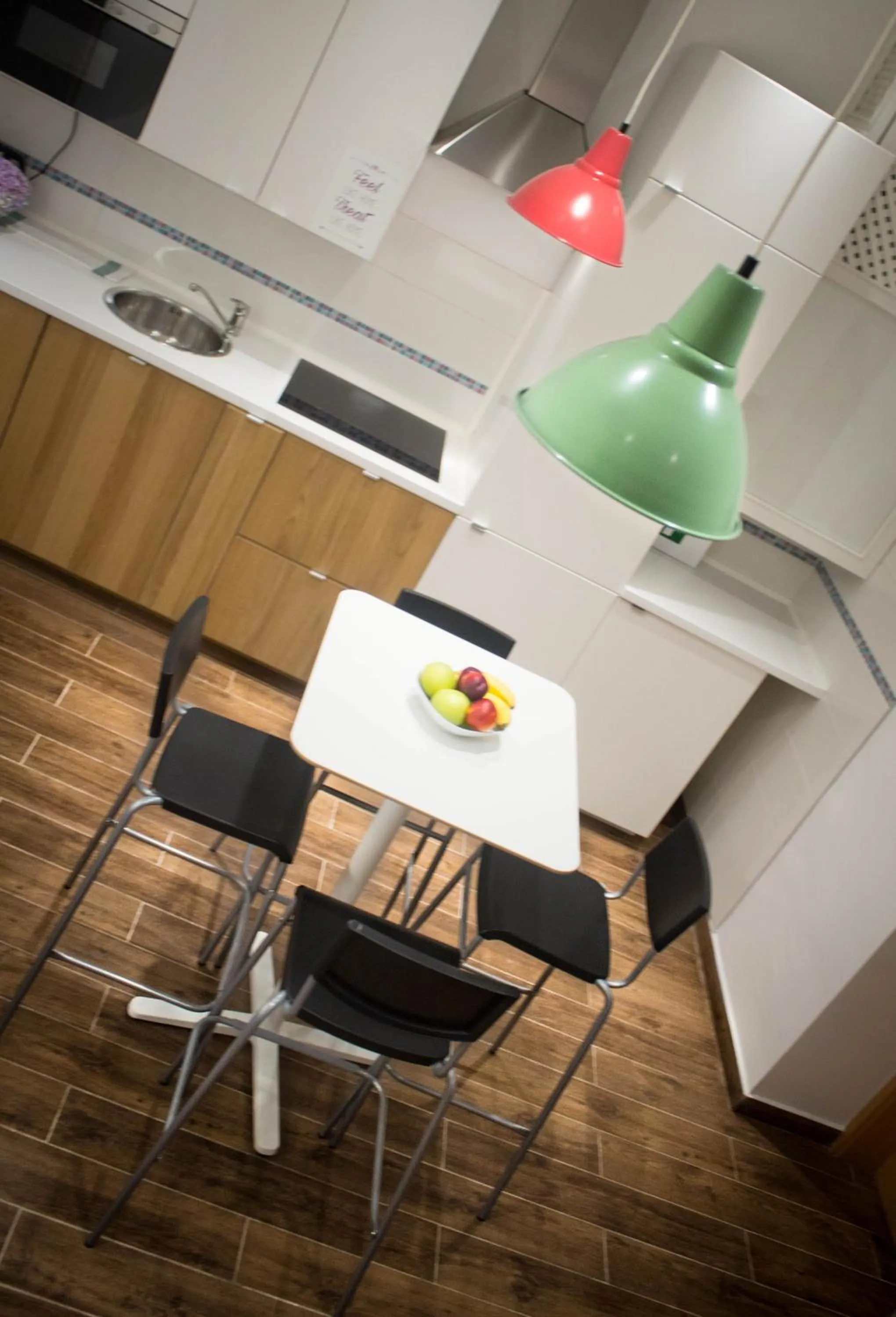 Communal kitchen in B&B Cool Centre Zagreb