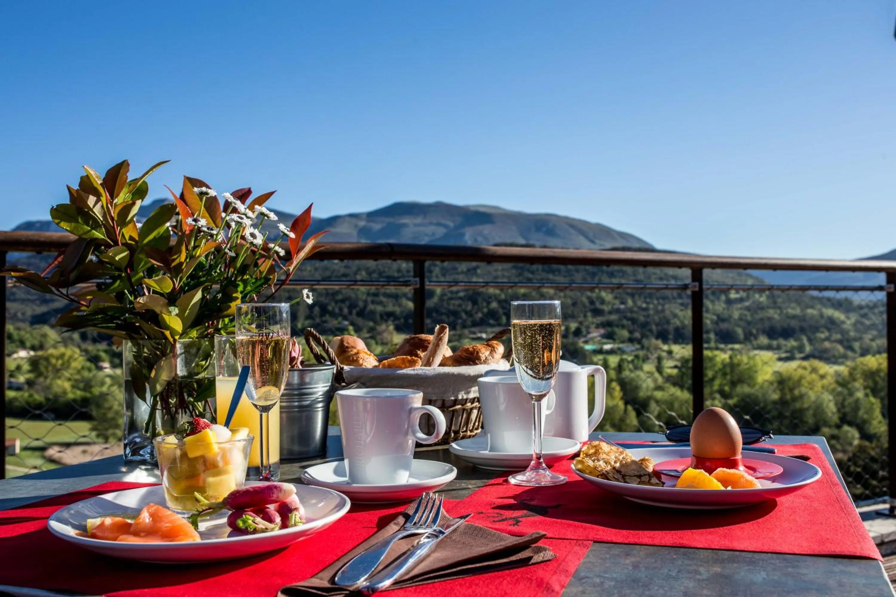 Balcony/Terrace in Hotel & Spa des Gorges du Verdon