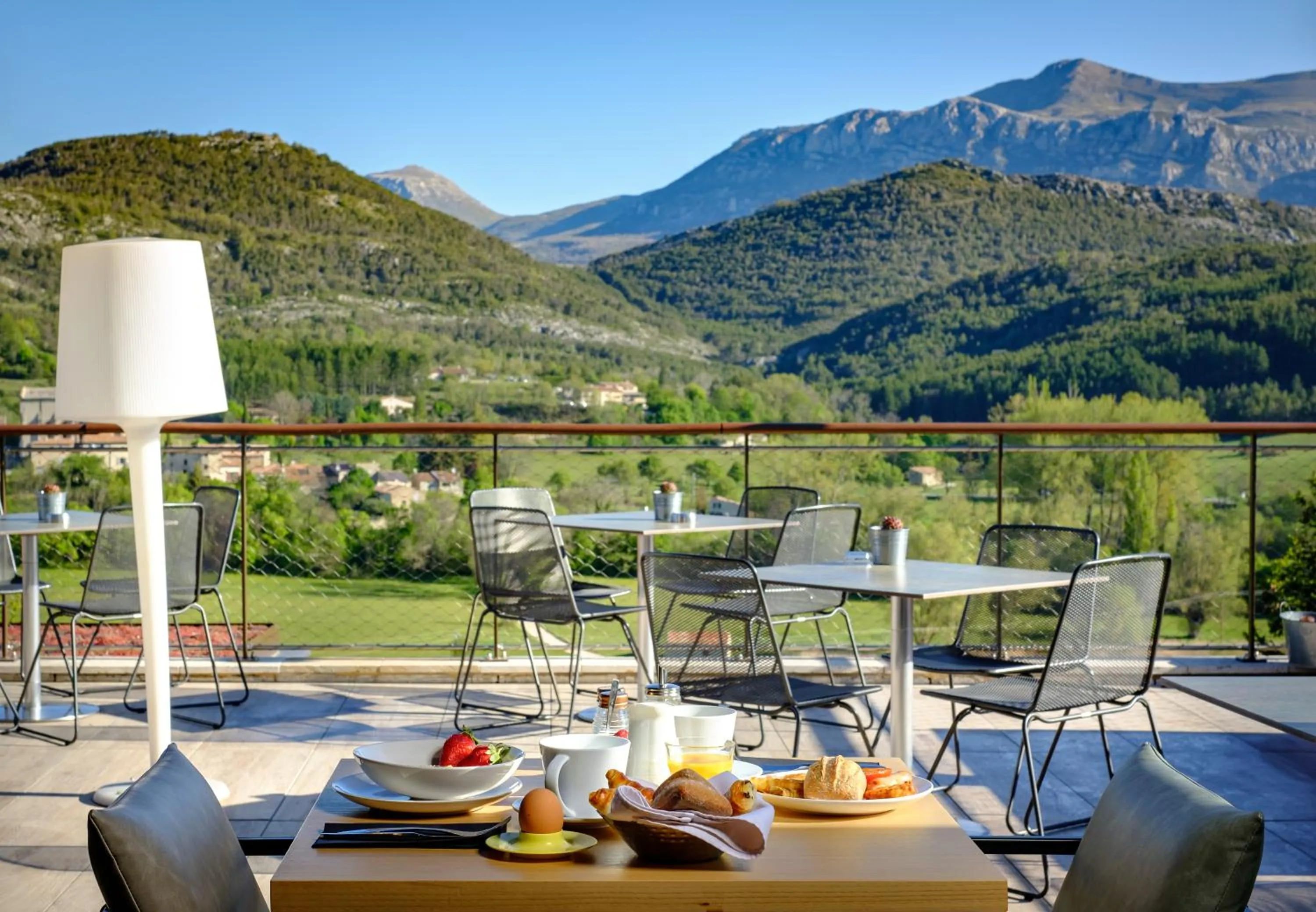Balcony/Terrace in Hotel & Spa des Gorges du Verdon