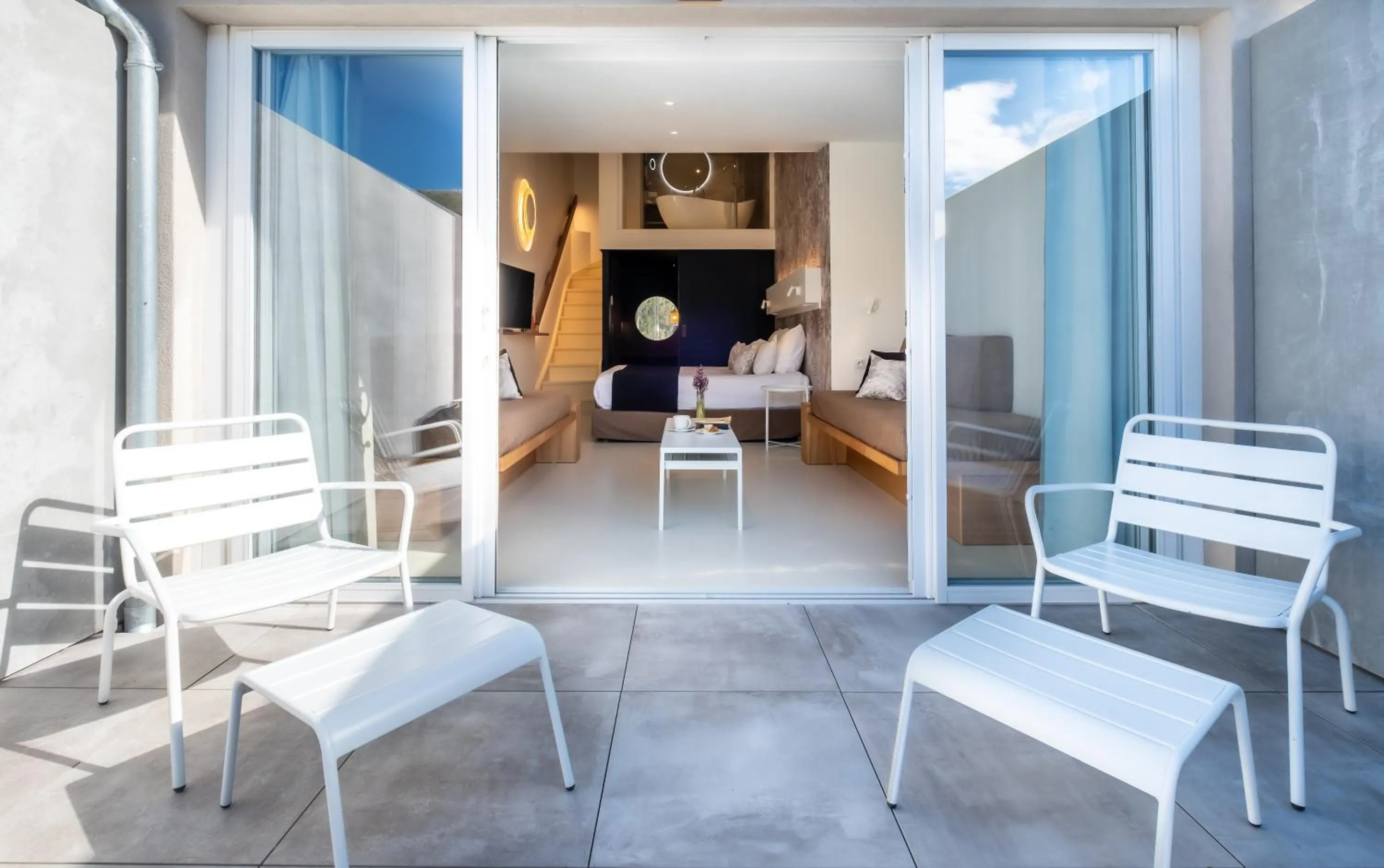 Patio in Hotel & Spa des Gorges du Verdon