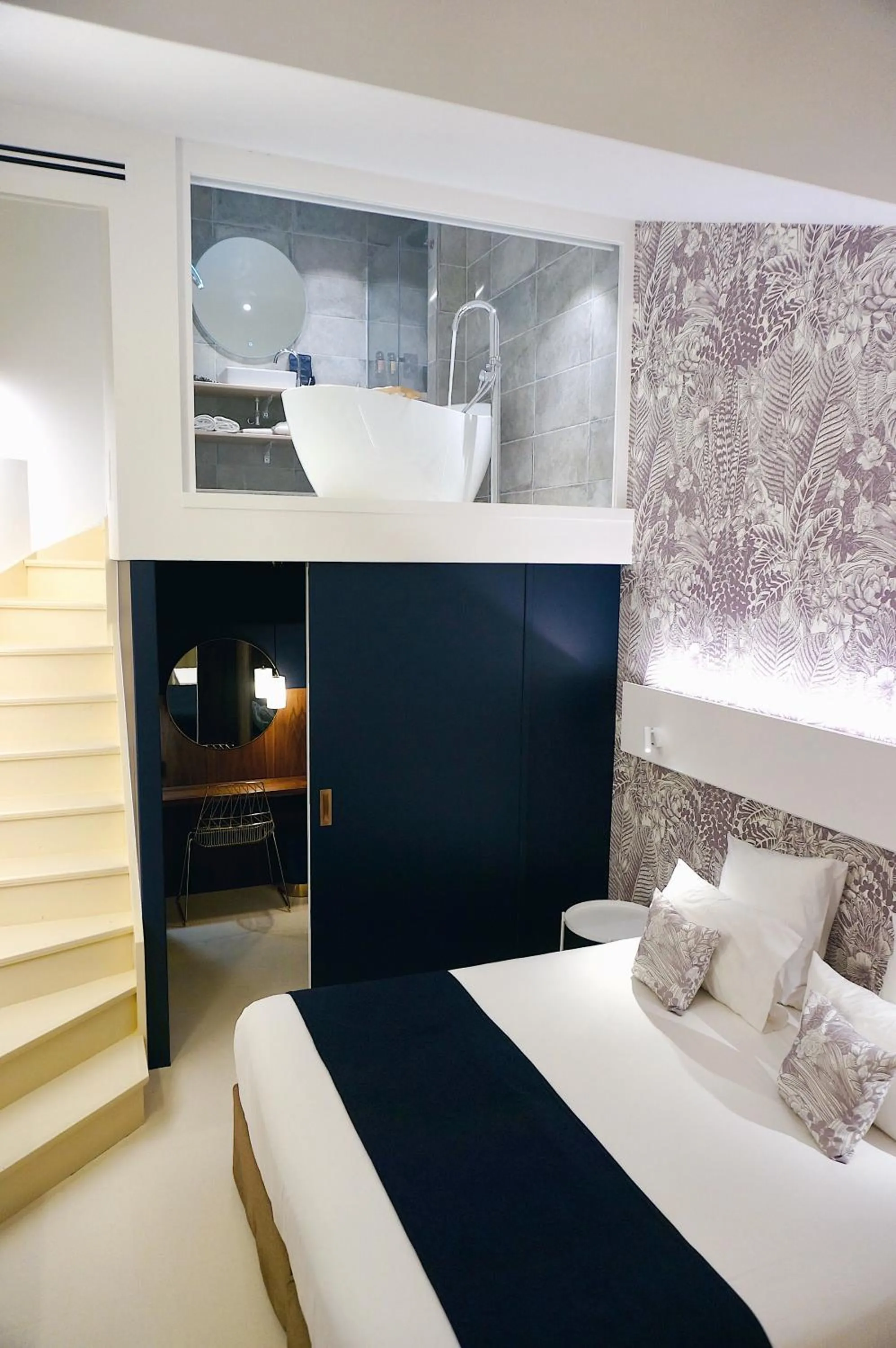 Photo of the whole room, Bed in Hotel & Spa des Gorges du Verdon