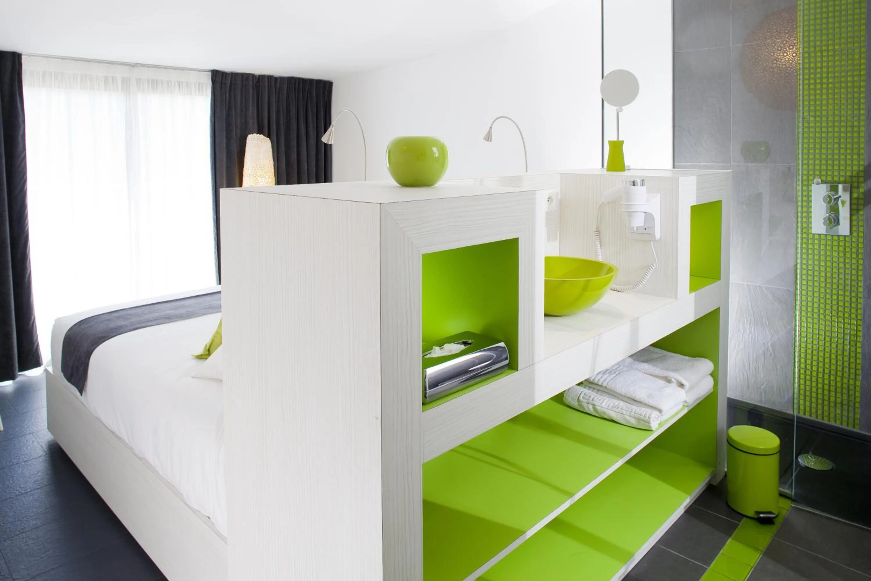 Bathroom, Bed in Hotel & Spa des Gorges du Verdon