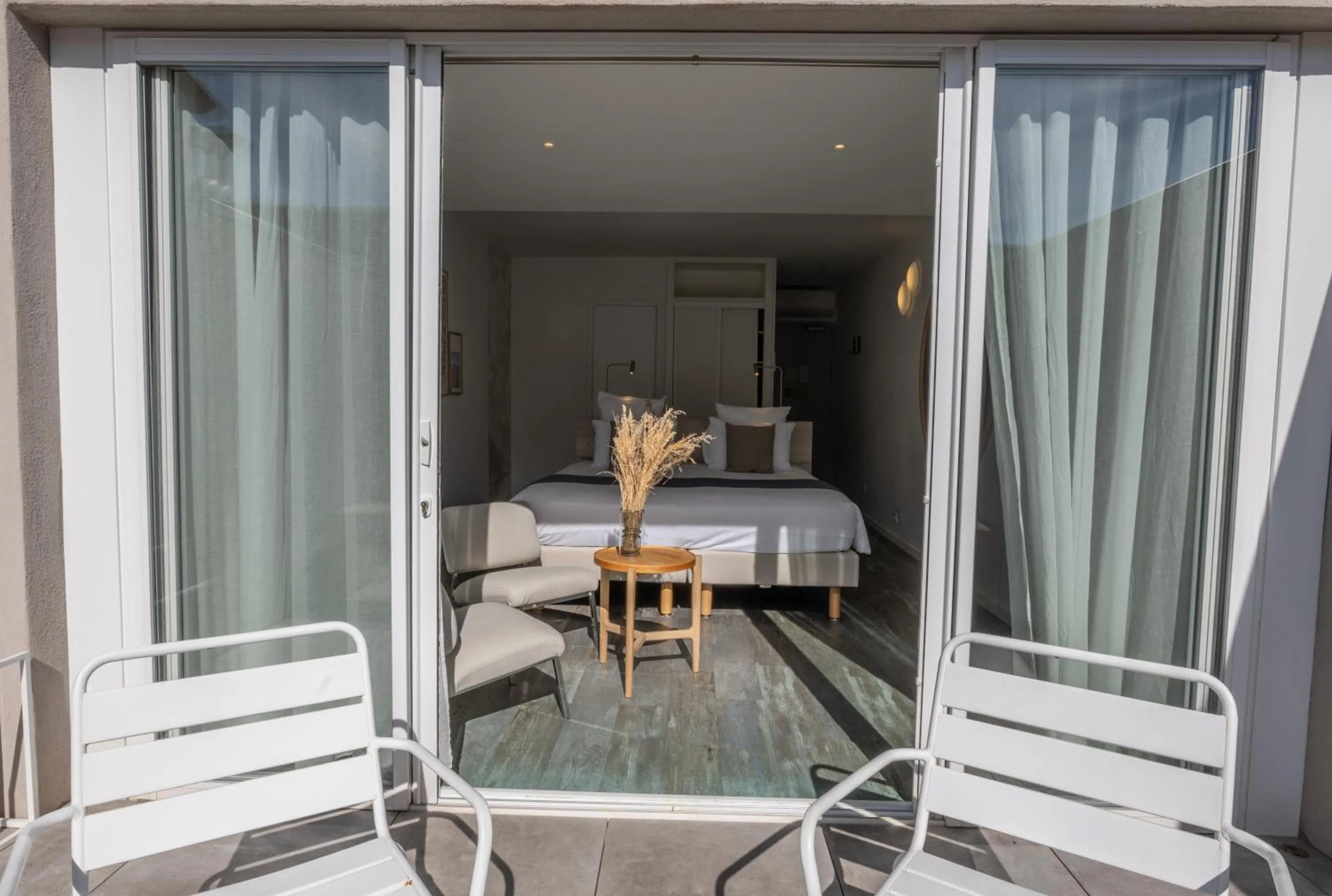 Patio in Hotel & Spa des Gorges du Verdon
