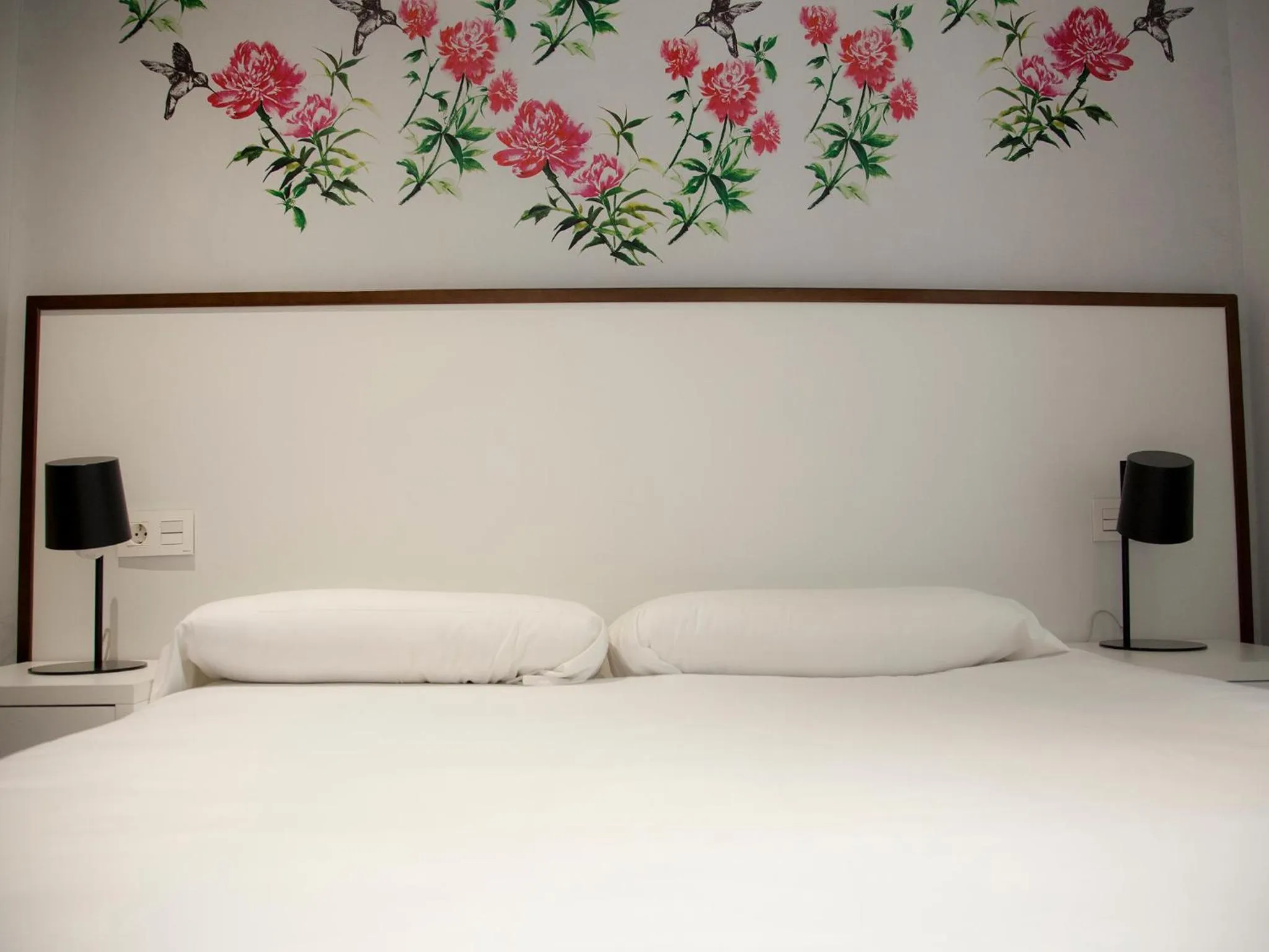 Bedroom, Bed in Flats Friends Soho Suites