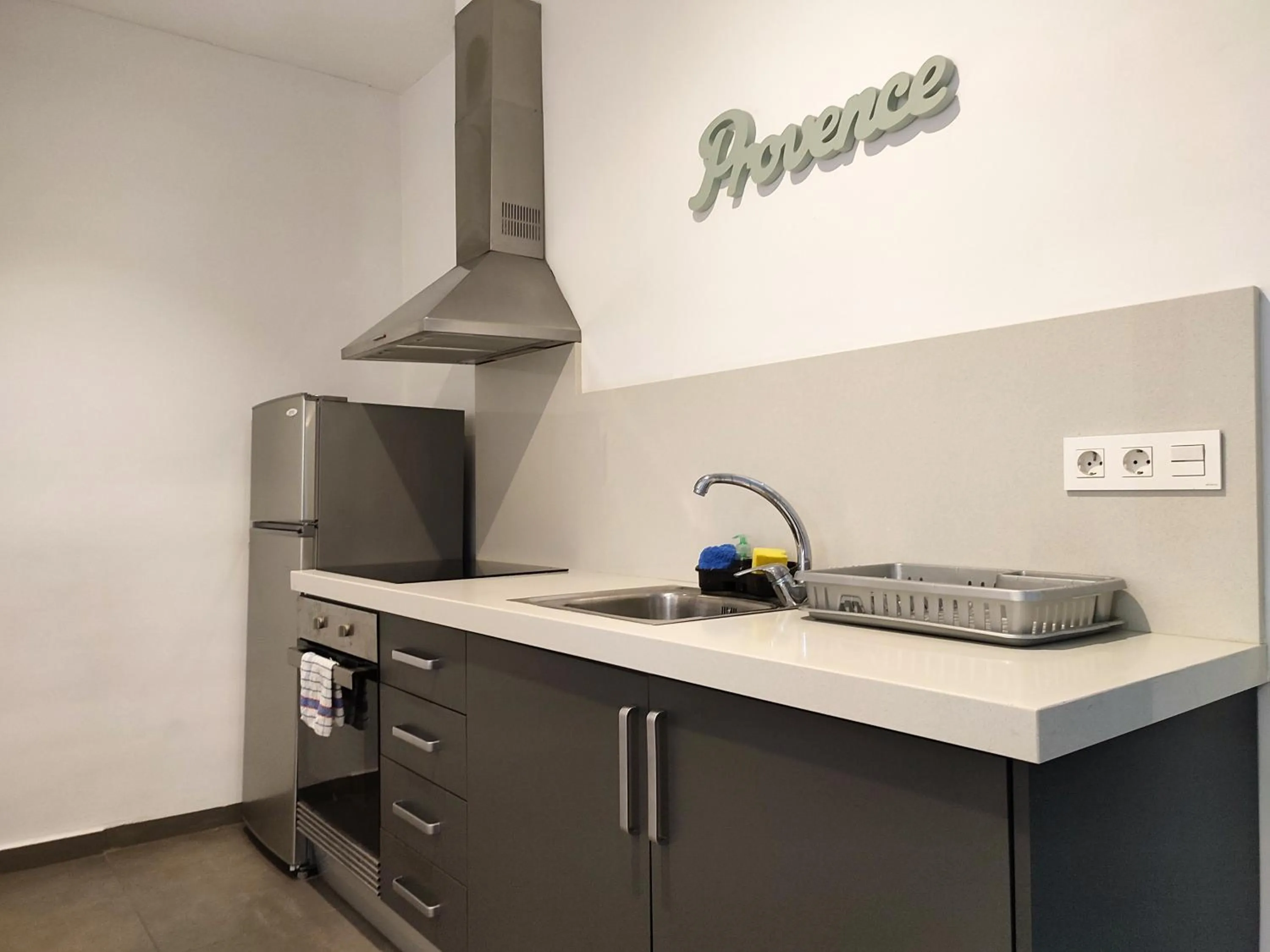 Kitchen or kitchenette in Flats Friends Soho Suites